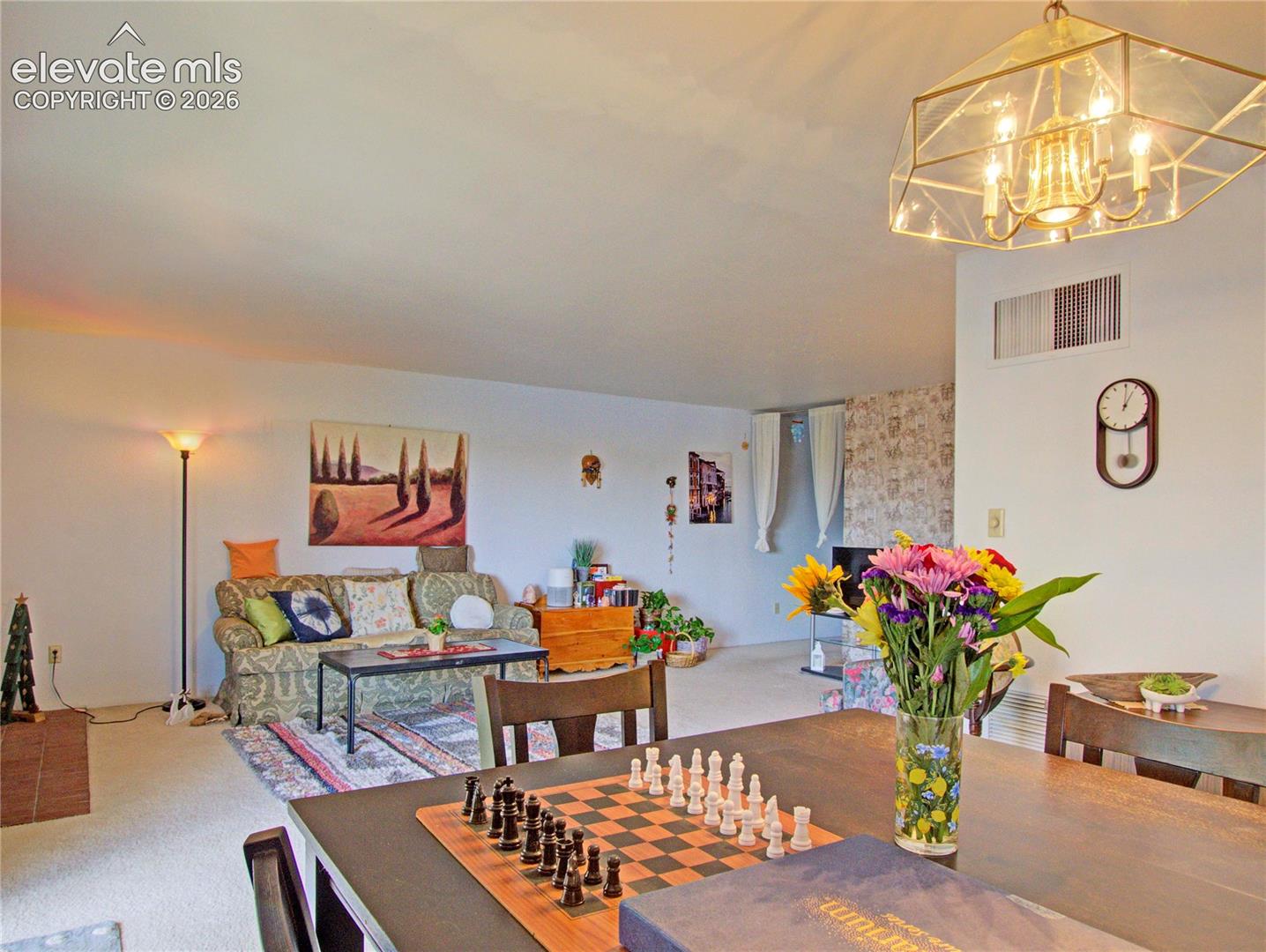 777 Saturn Drive, photo 11