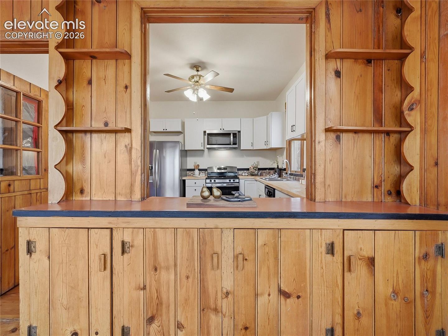 Listing photo 14 for 1912 N Greenwood Street
