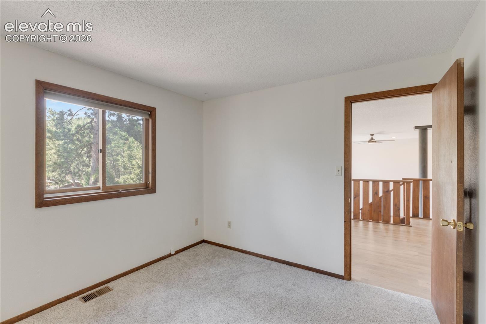 1257 Midland Avenue, photo 29