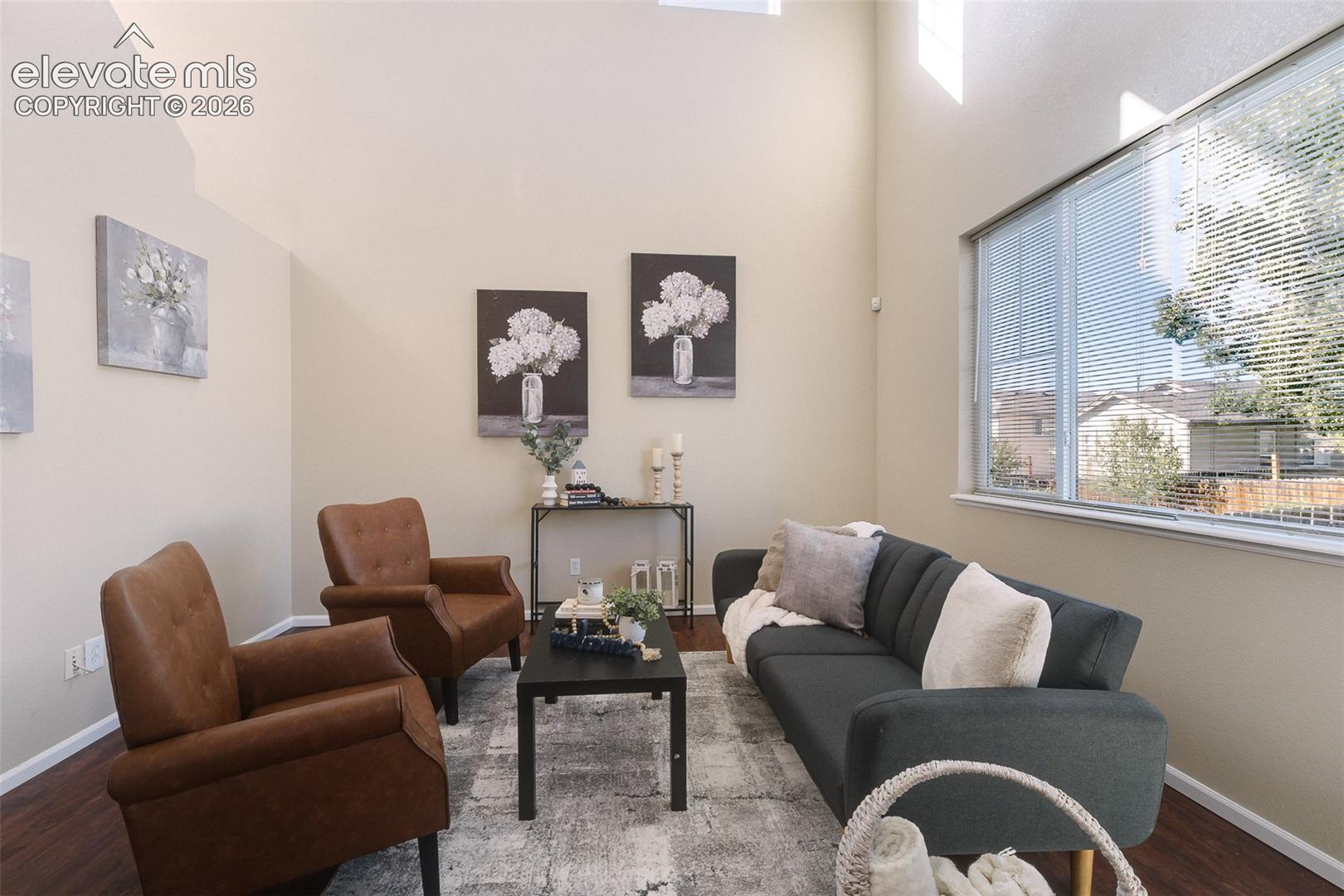 Listing photo 14 for 7752 Blue Vail Way