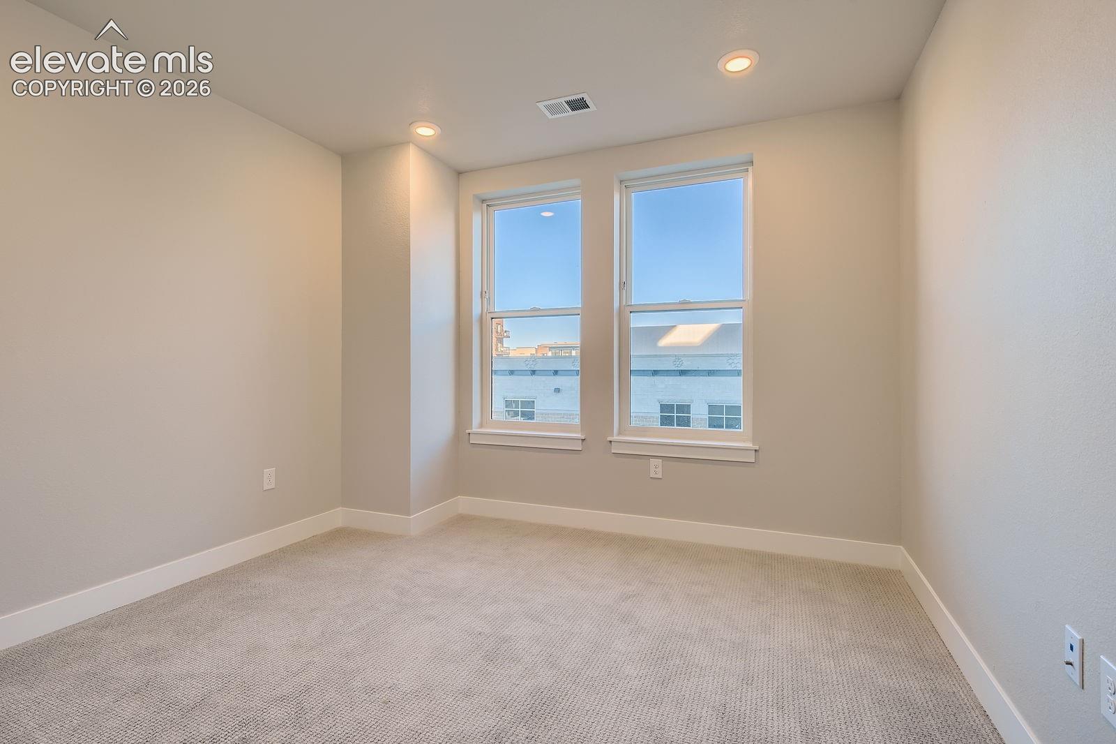 Listing photo 11 for 20 Wilcox Street 316