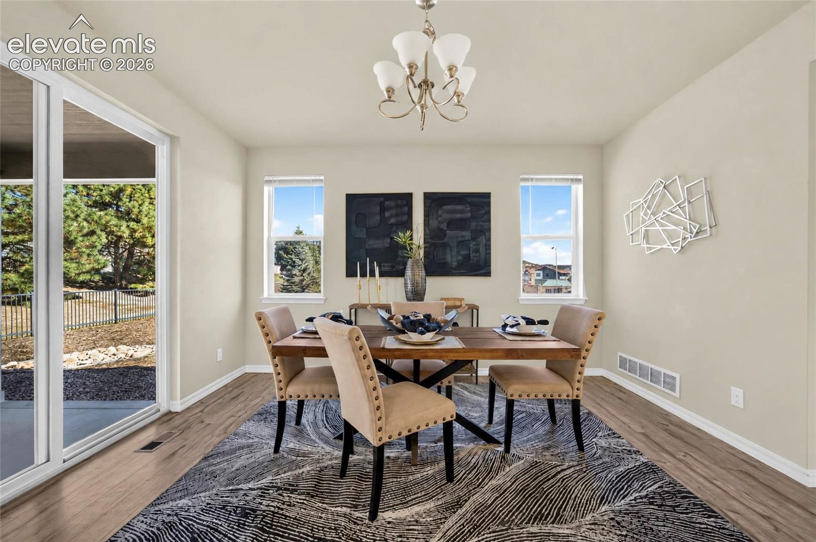 Listing photo 10 for 5890 Morning Light Terrace
