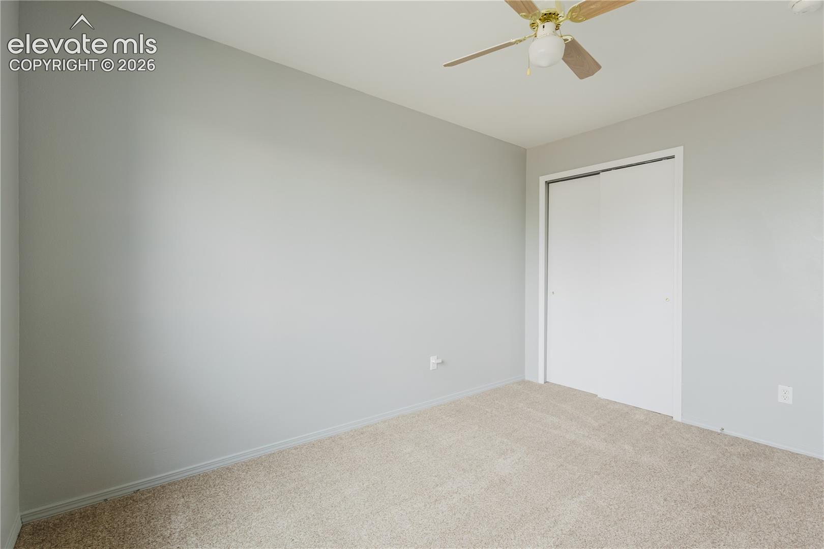 Listing photo 26 for 8156 Oliver Road