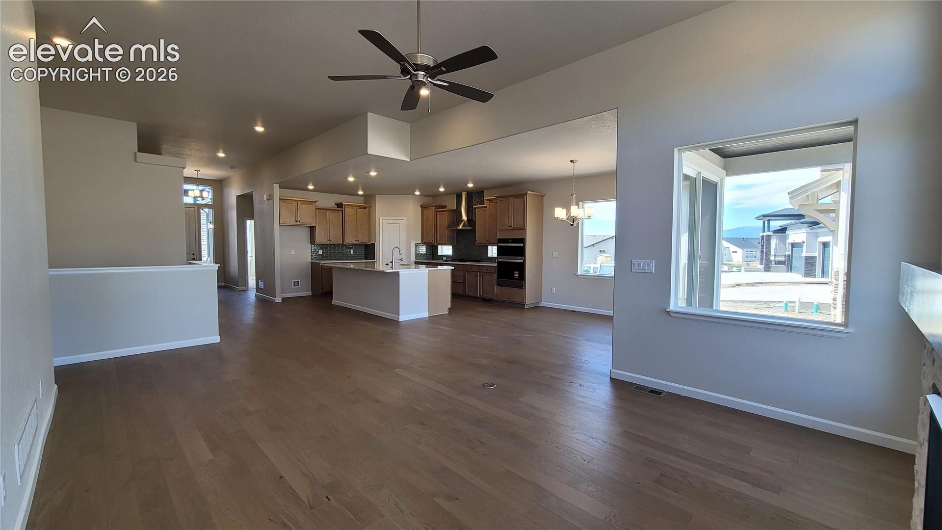 Listing photo 14 for 6652 Miro Lane