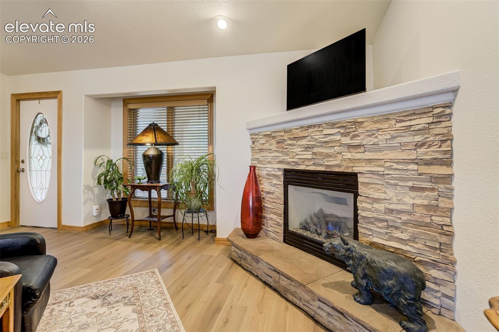 Listing photo 11 for 6285 Vessey Road
