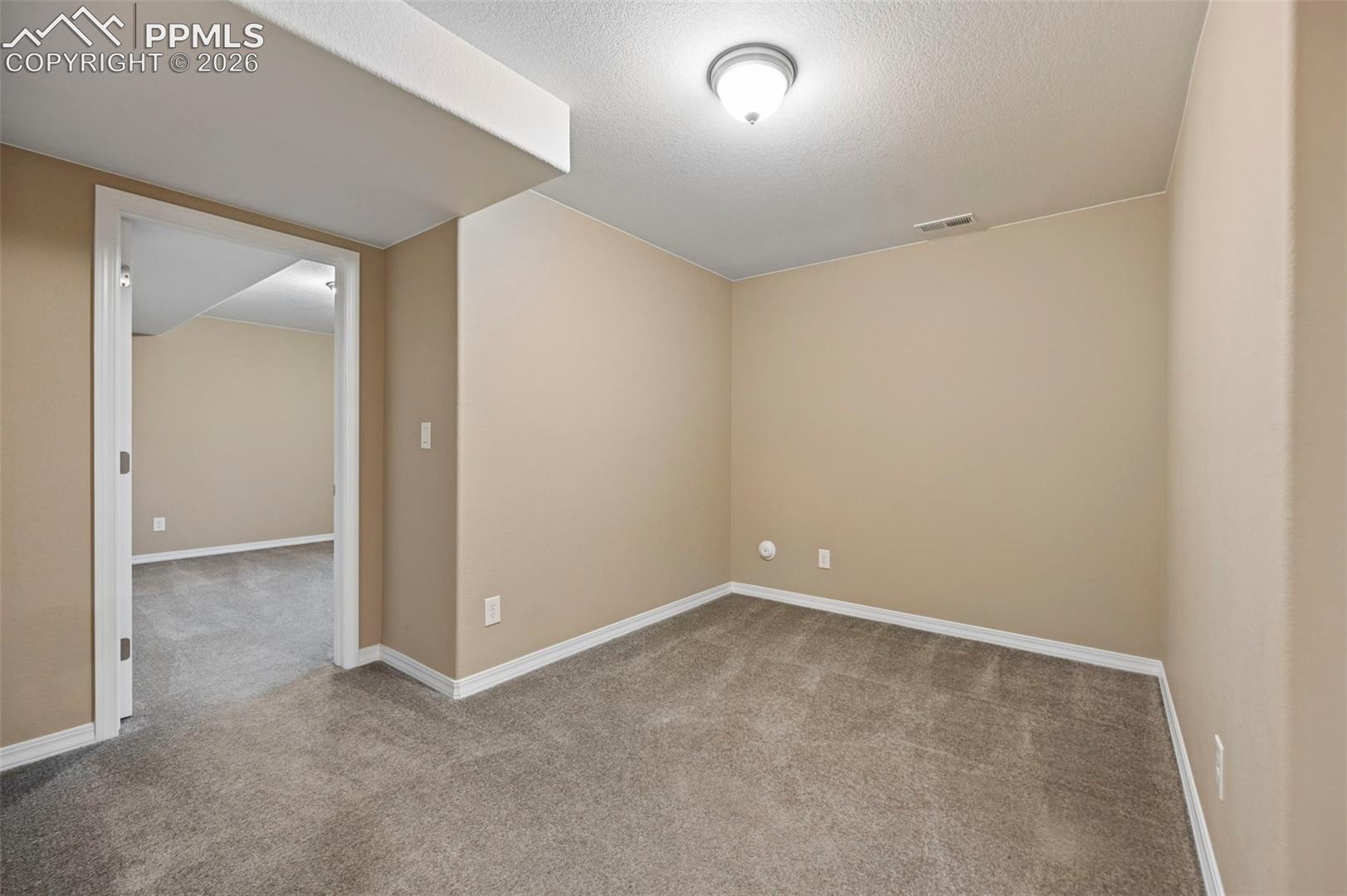 6208 Ashmore Lane, photo 28