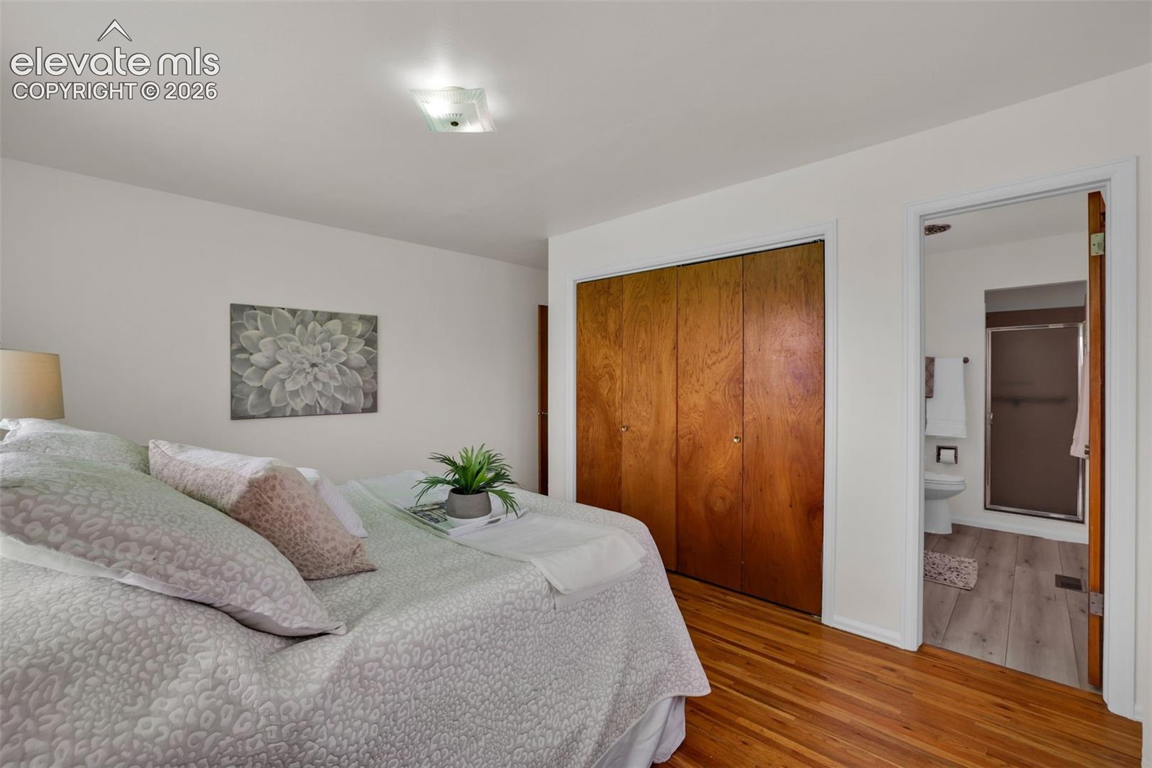 Listing photo 14 for 223 Crystal Hills Boulevard