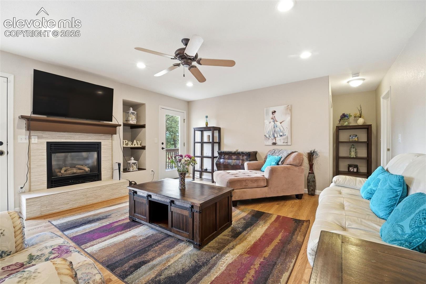 Listing photo 15 for 2221 Valley View Drive