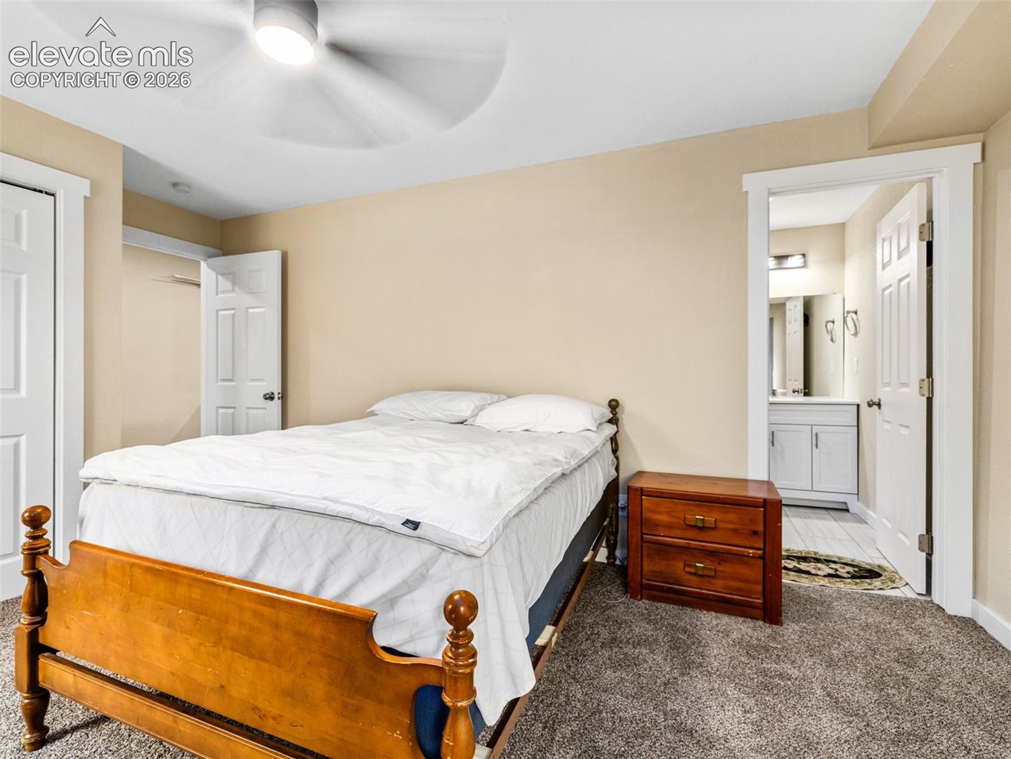 Listing photo 12 for 1219 Pine Street