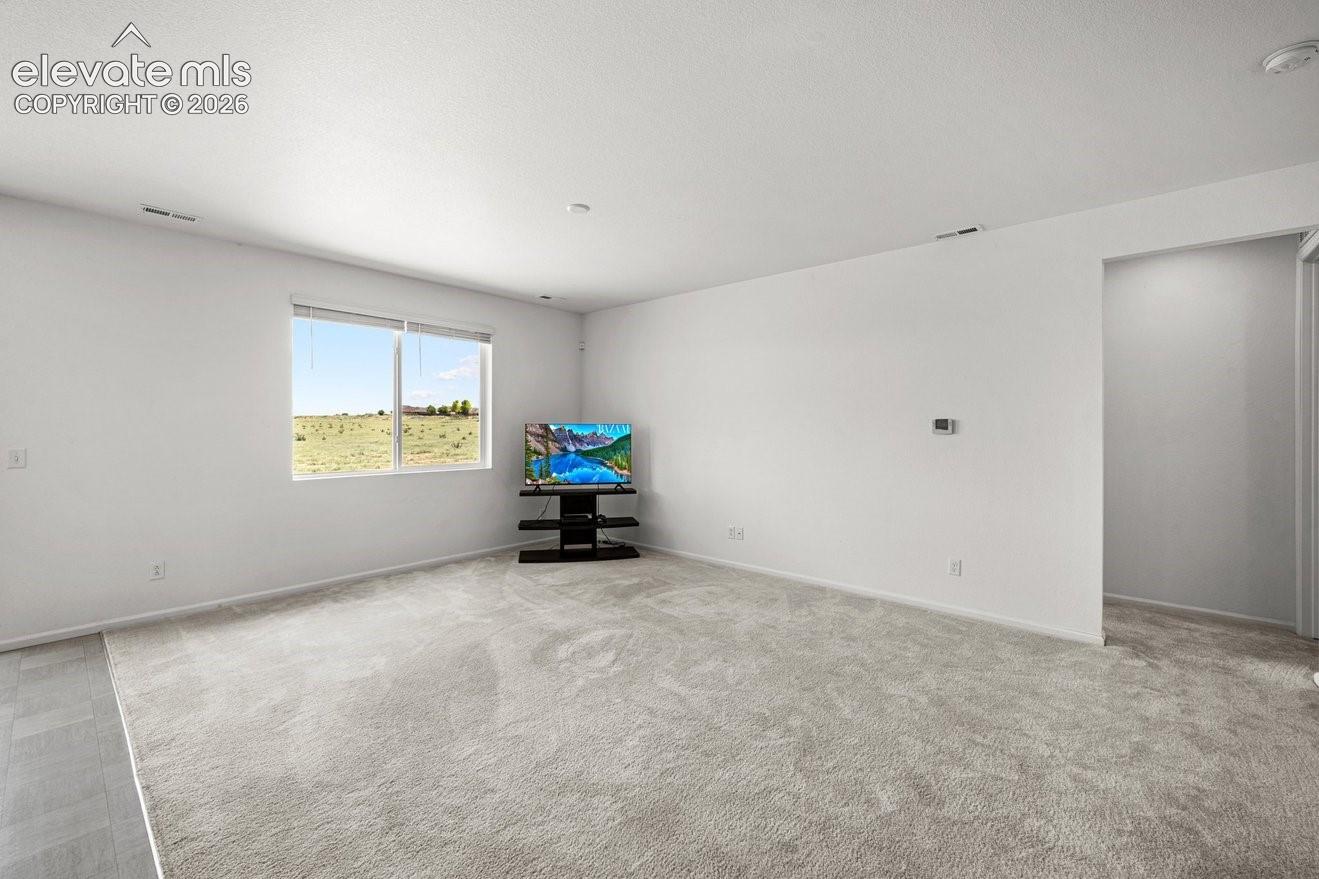 Listing photo 18 for 2209 Sunrise Lane