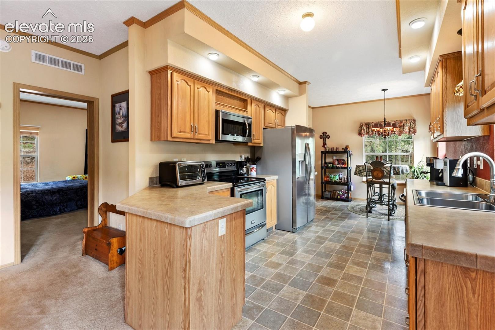 Listing photo 21 for 129 Kestrel Court