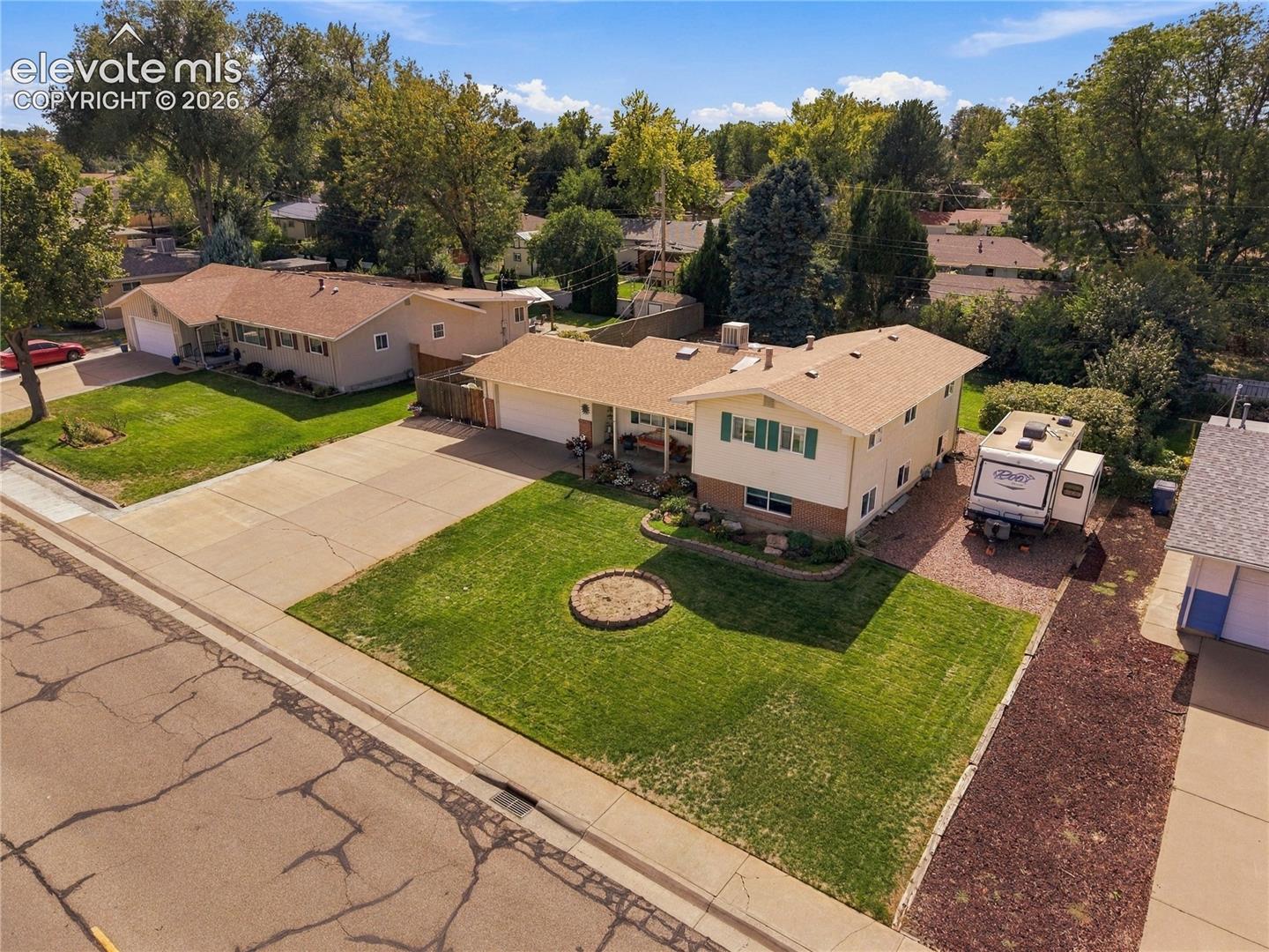 Listing photo 39 for 82 Amherst Avenue