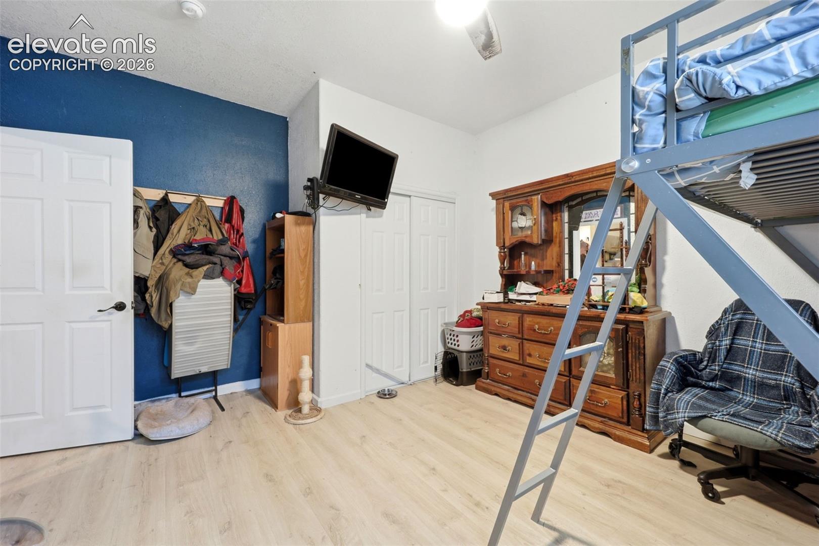 Listing photo 29 for 1286 N Ladonia Drive