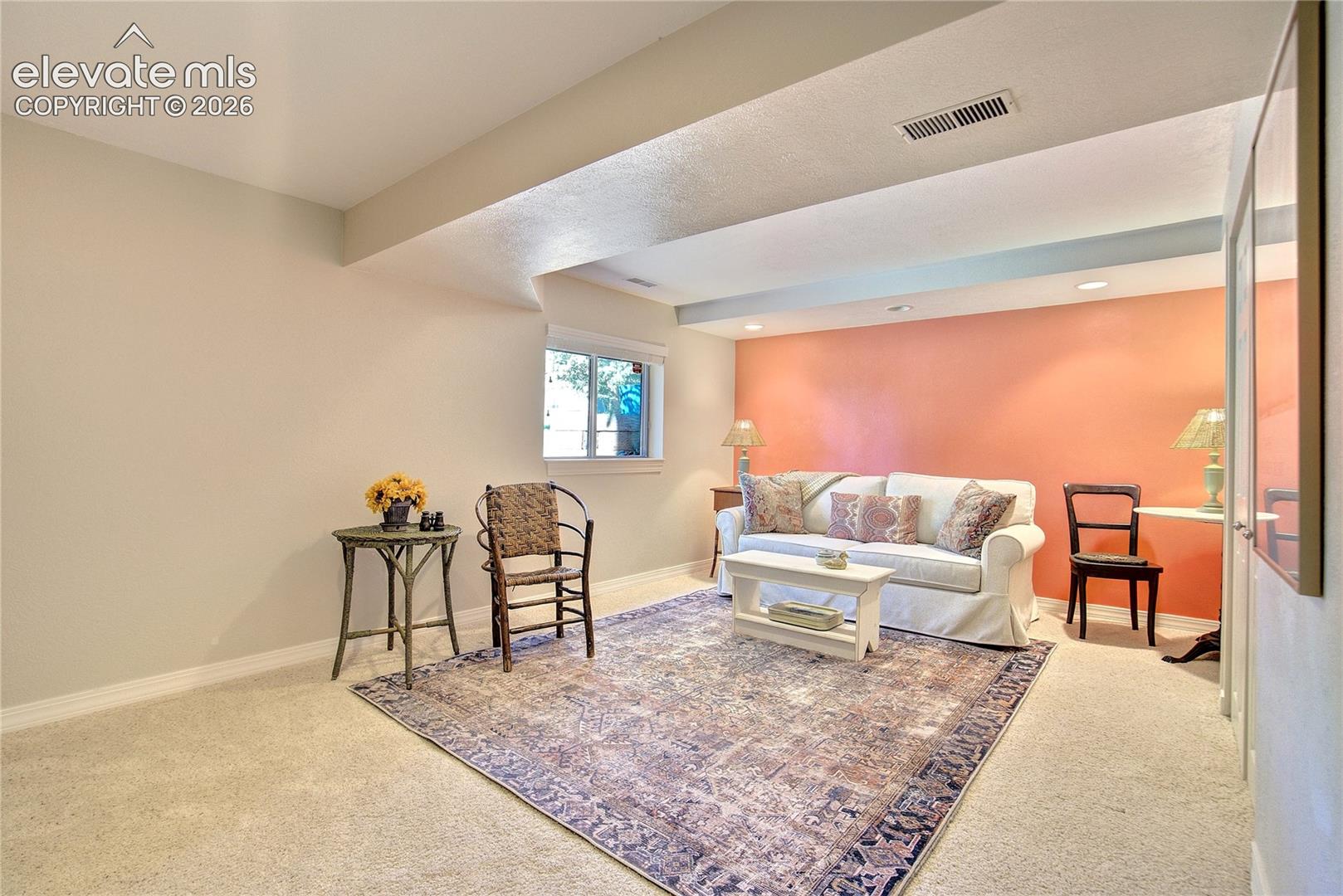 Listing photo 41 for 7215 Suntide Place