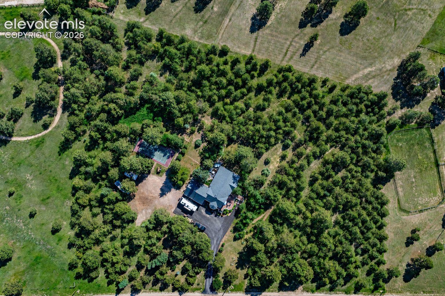 Listing photo 27 for 17815 Saddlewood Road
