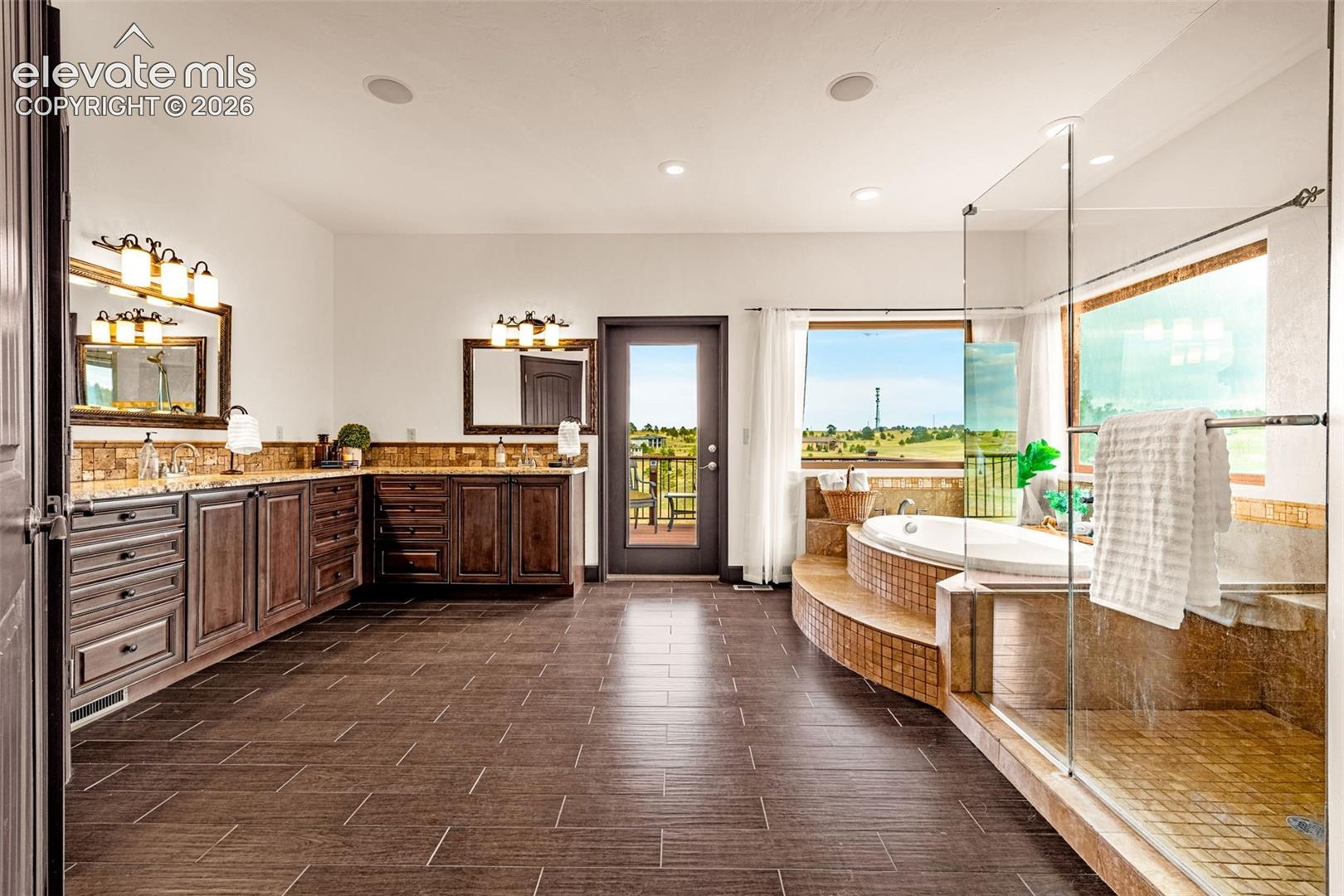 Listing photo 26 for 16895 Horizon Ridge Trail