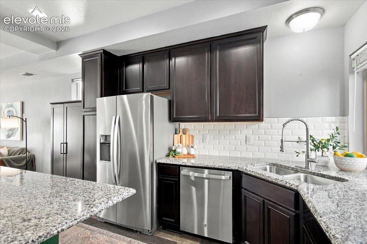 Listing photo 7 for 6578 Shadow Star Drive
