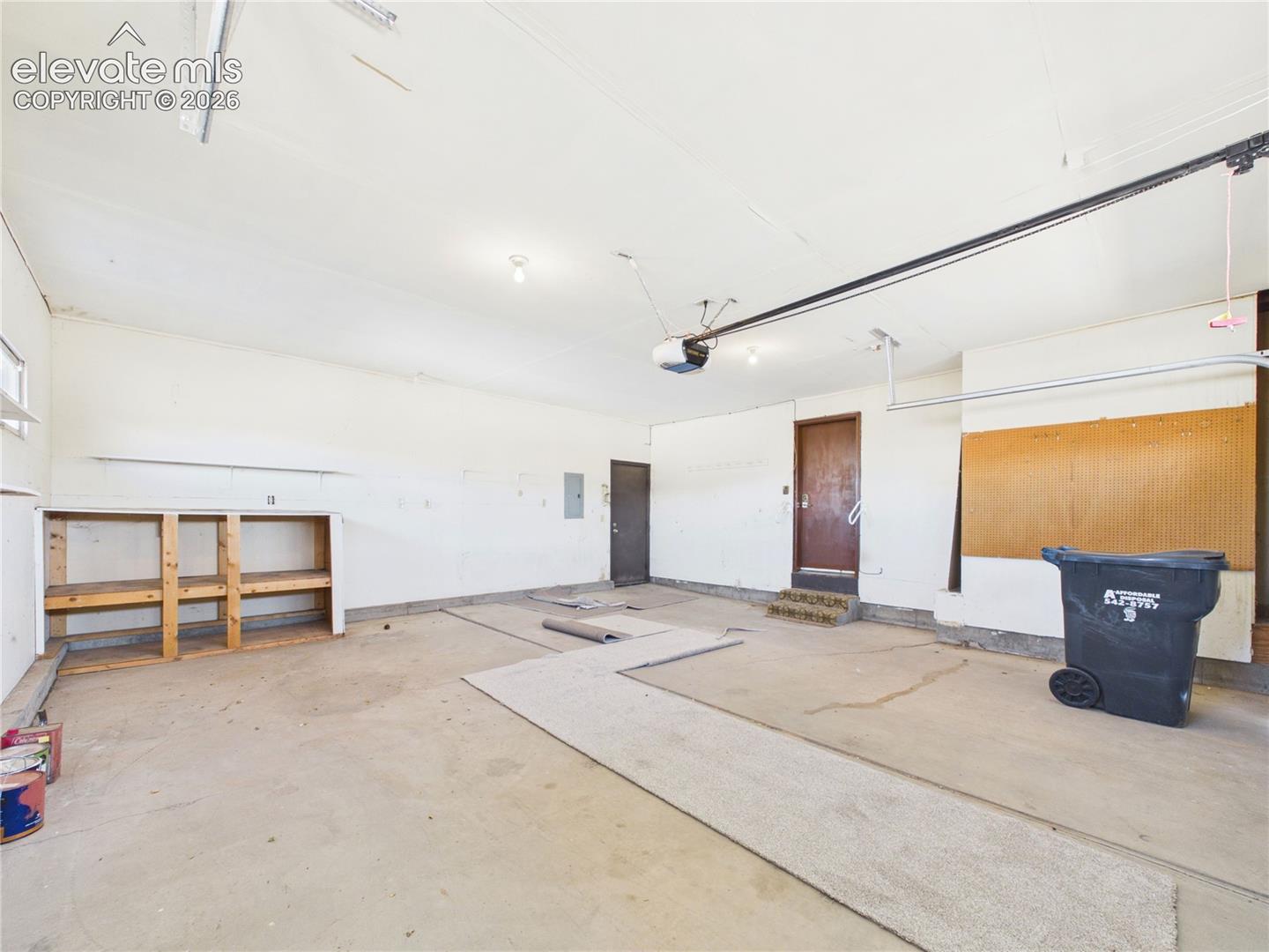 Listing photo 30 for 1980 27th Lane