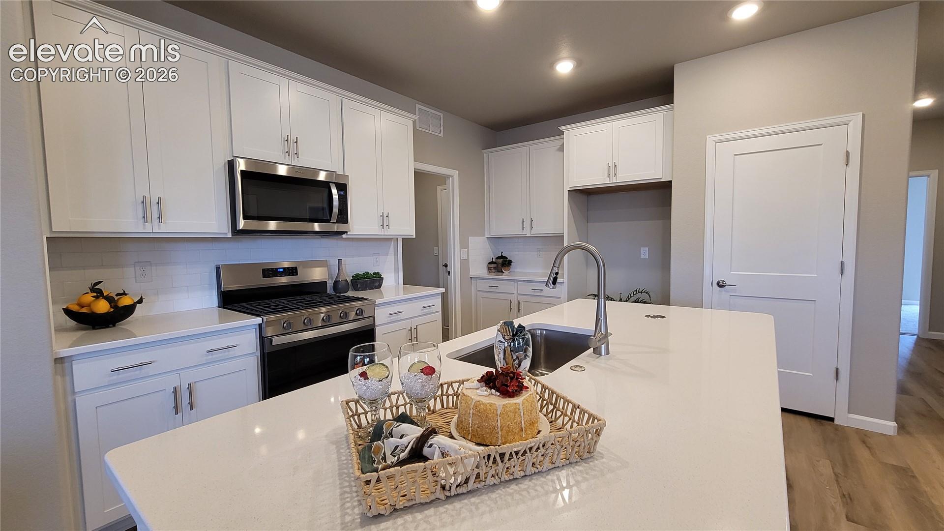 Listing photo 18 for 9496 Wolf Valley Drive
