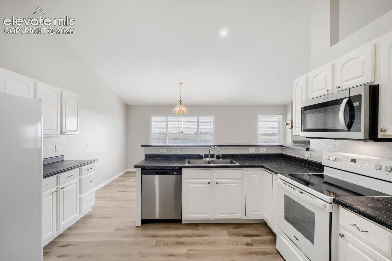 Listing photo 10 for 8275 Fort Smith Road