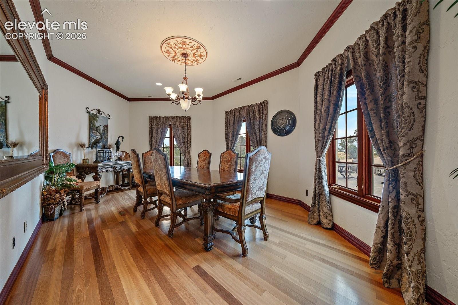 Listing photo 8 for 1175 Castle Pointe Drive