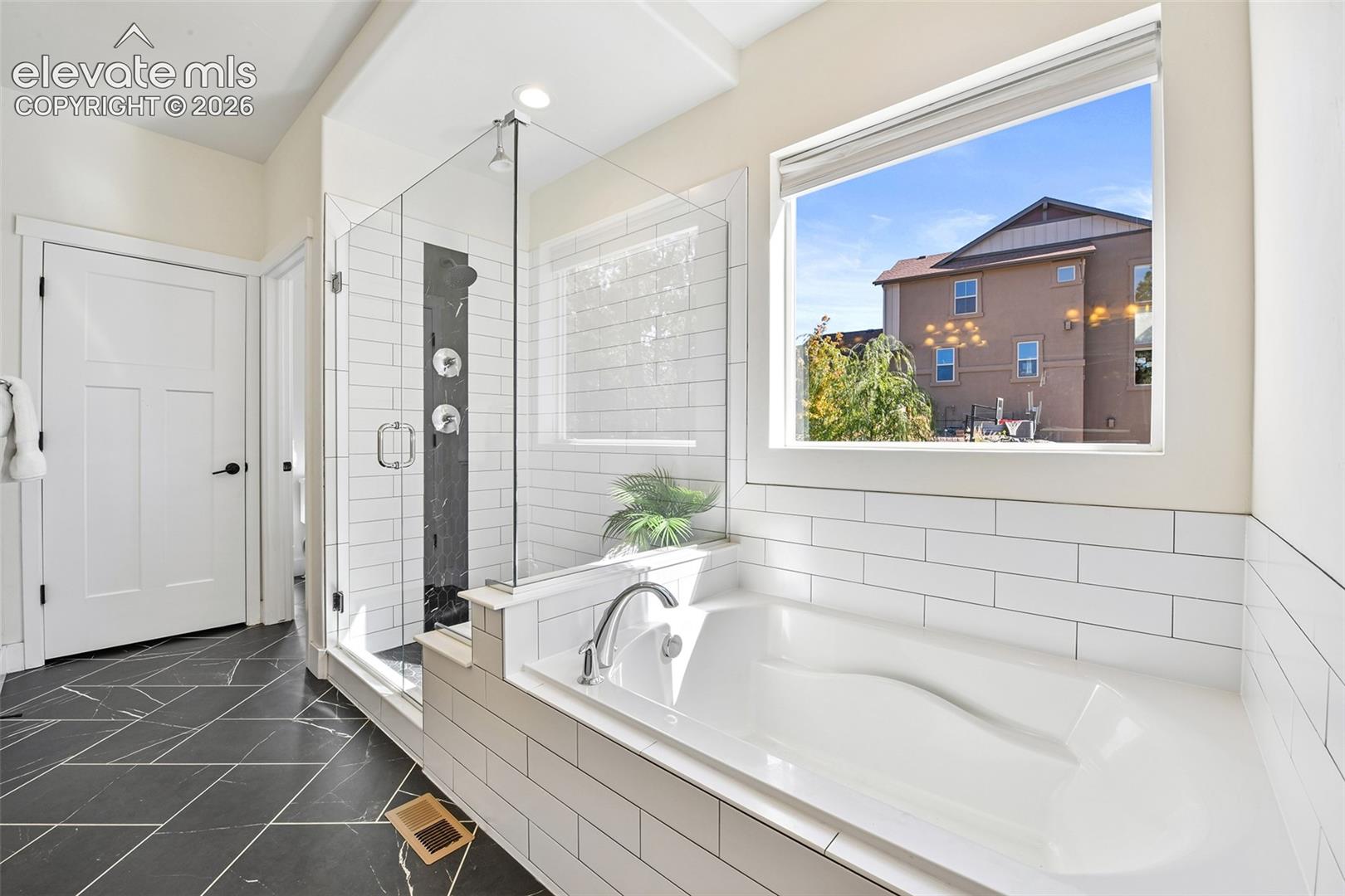 Listing photo 20 for 933 Tree Bark Terrace