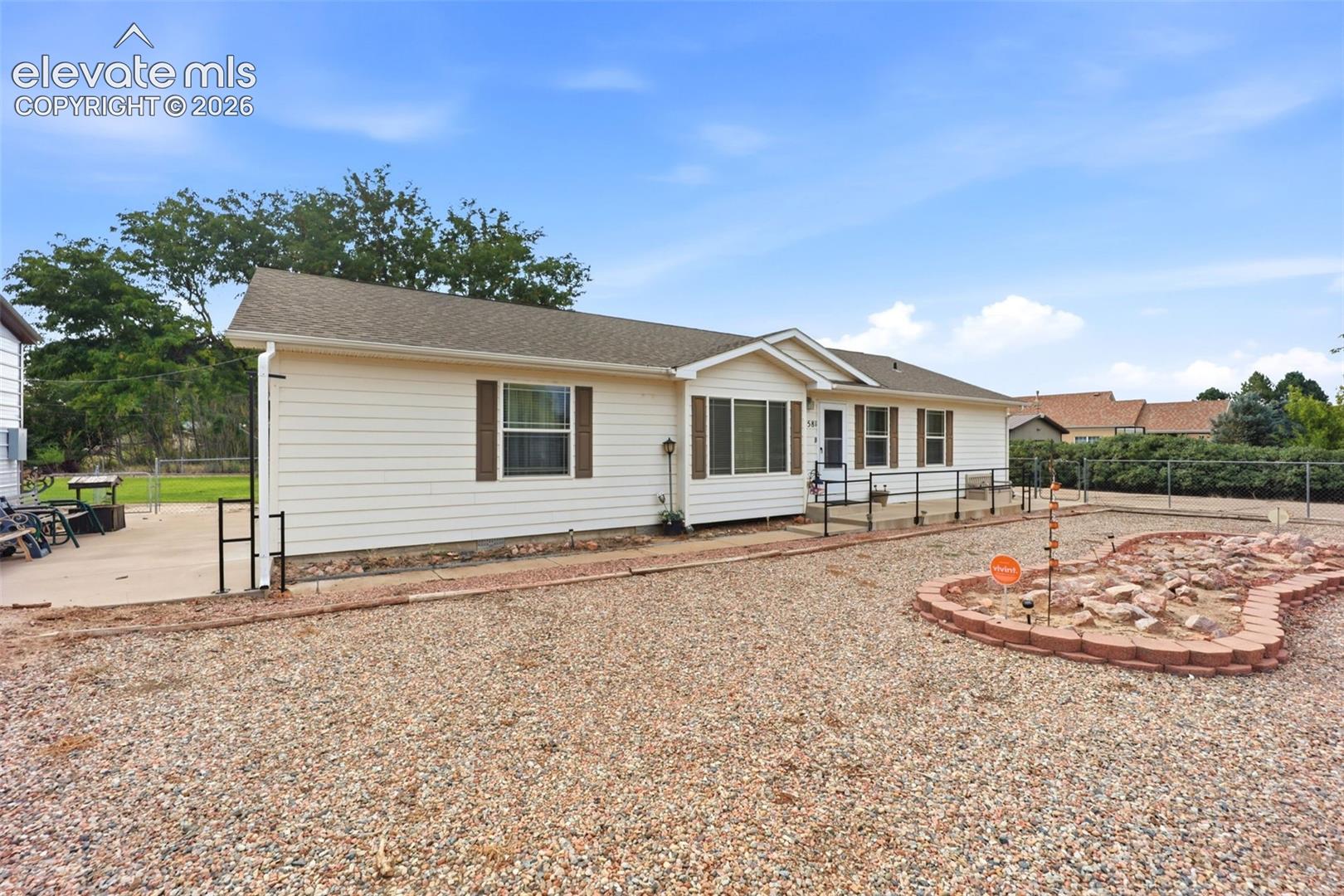 Listing photo 39 for 1581 Center Lane