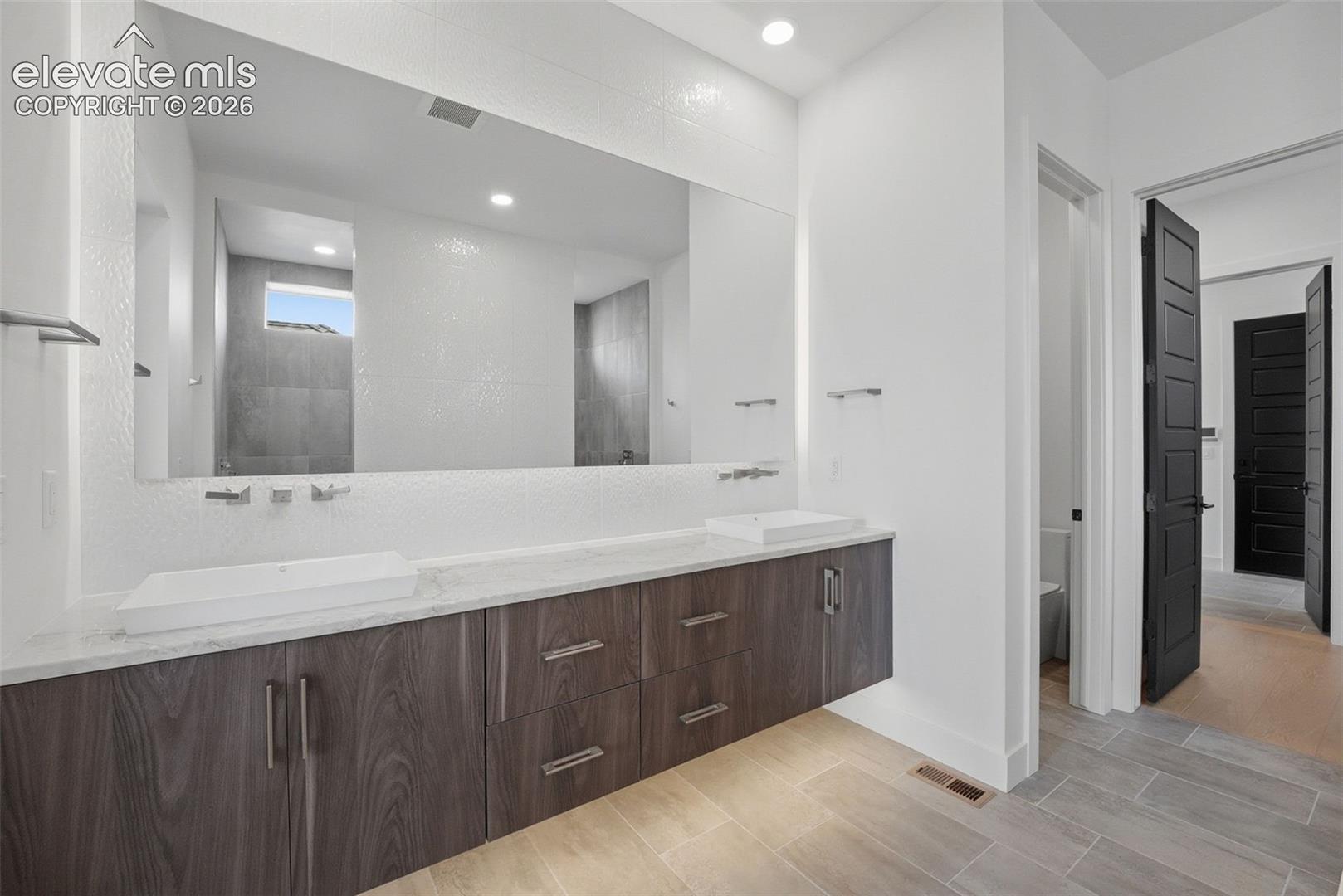 Listing photo 35 for 13453 Drytown Grove