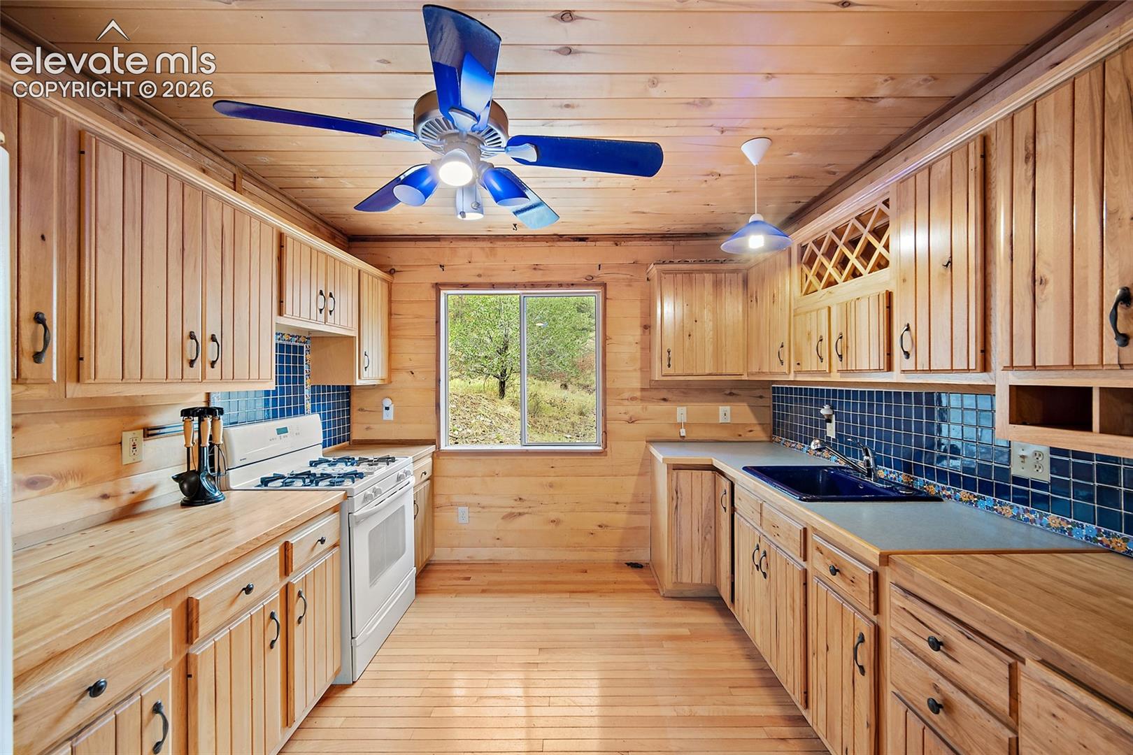Listing photo 27 for 161 County Road 329 #A