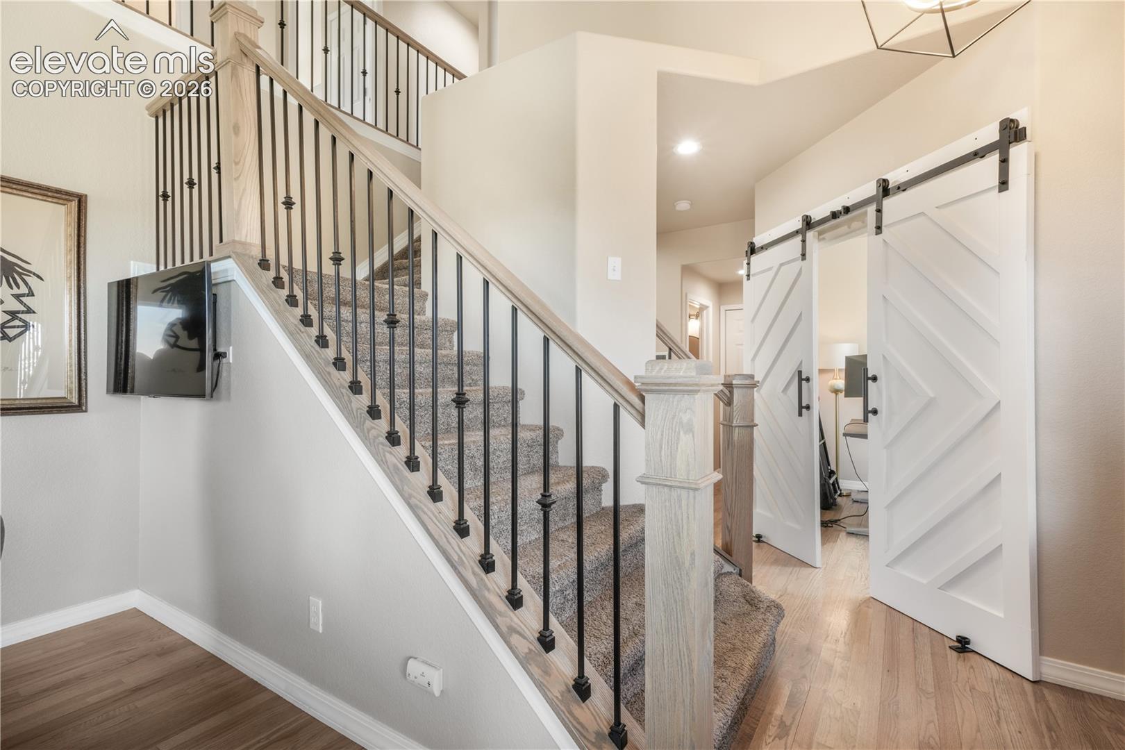 Listing photo 20 for 8524 Towner Avenue