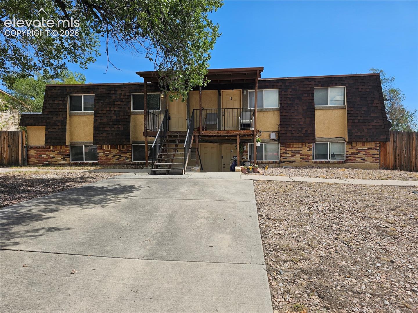 1155 Chiricahua Loop
