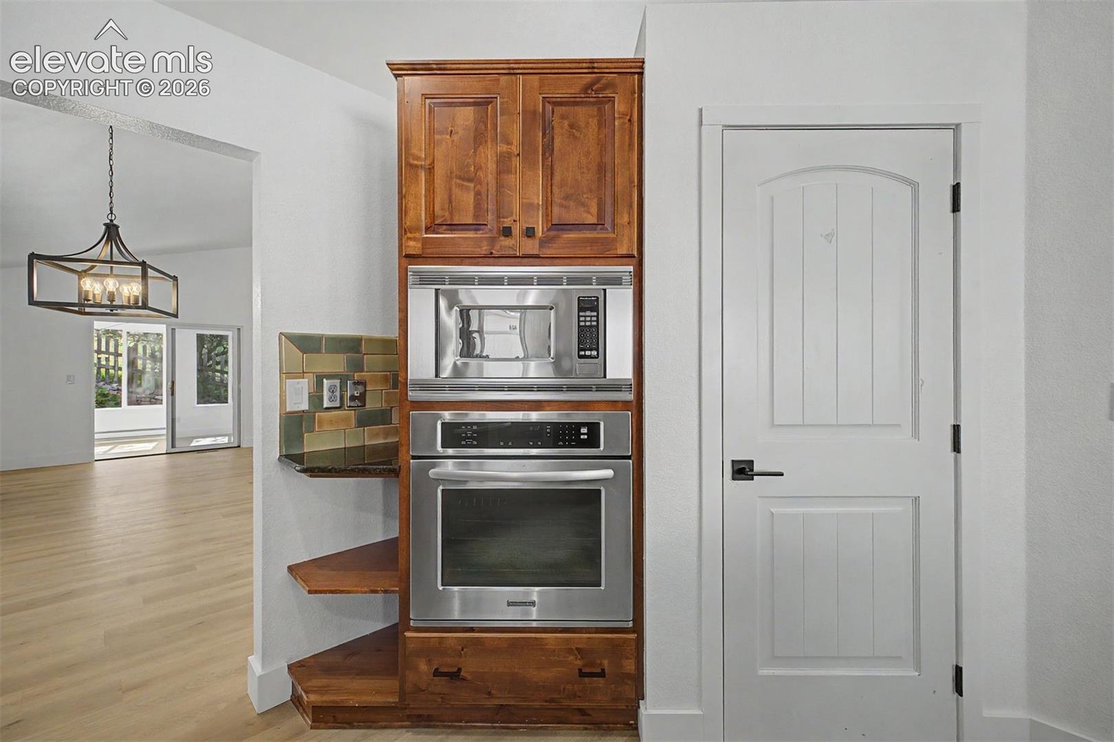 Listing photo 10 for 5423 Lions Gate Lane