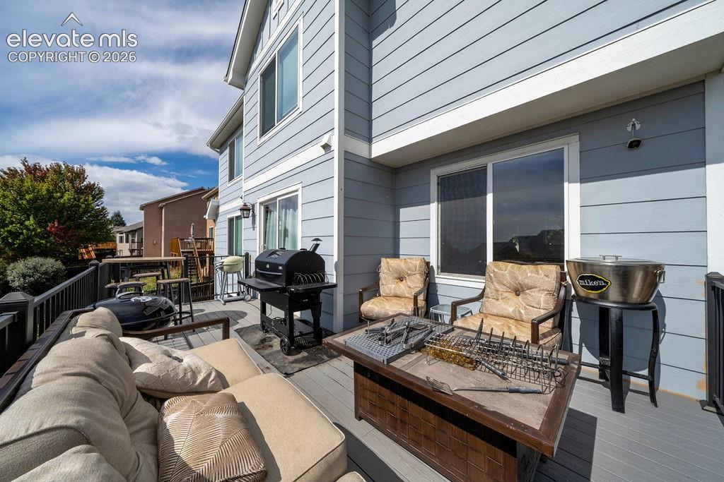 Listing photo 47 for 7239 Gardenstone Drive