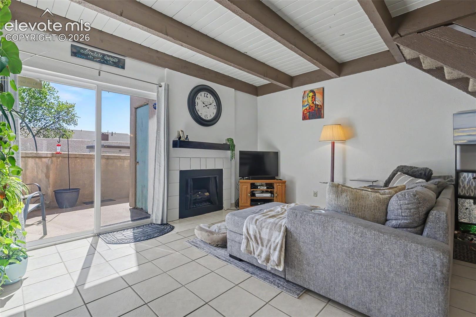 Listing photo 4 for 3110 Van Teylingen Drive E