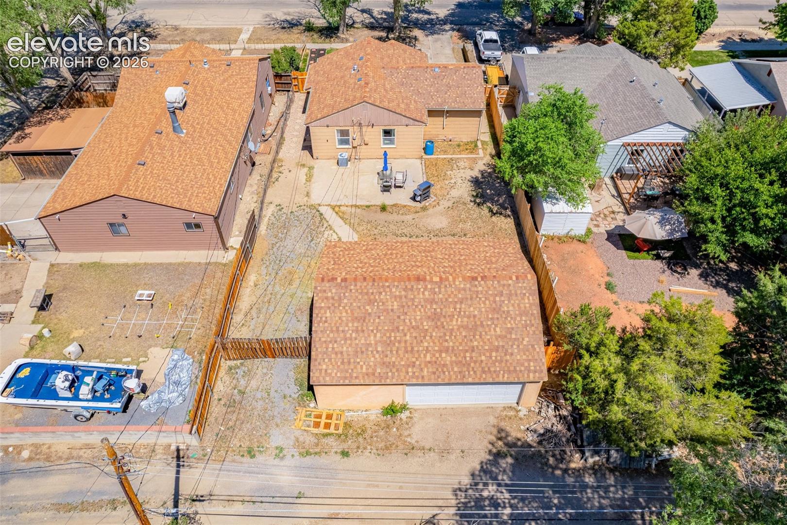 Listing photo 32 for 3023 2nd Avenue