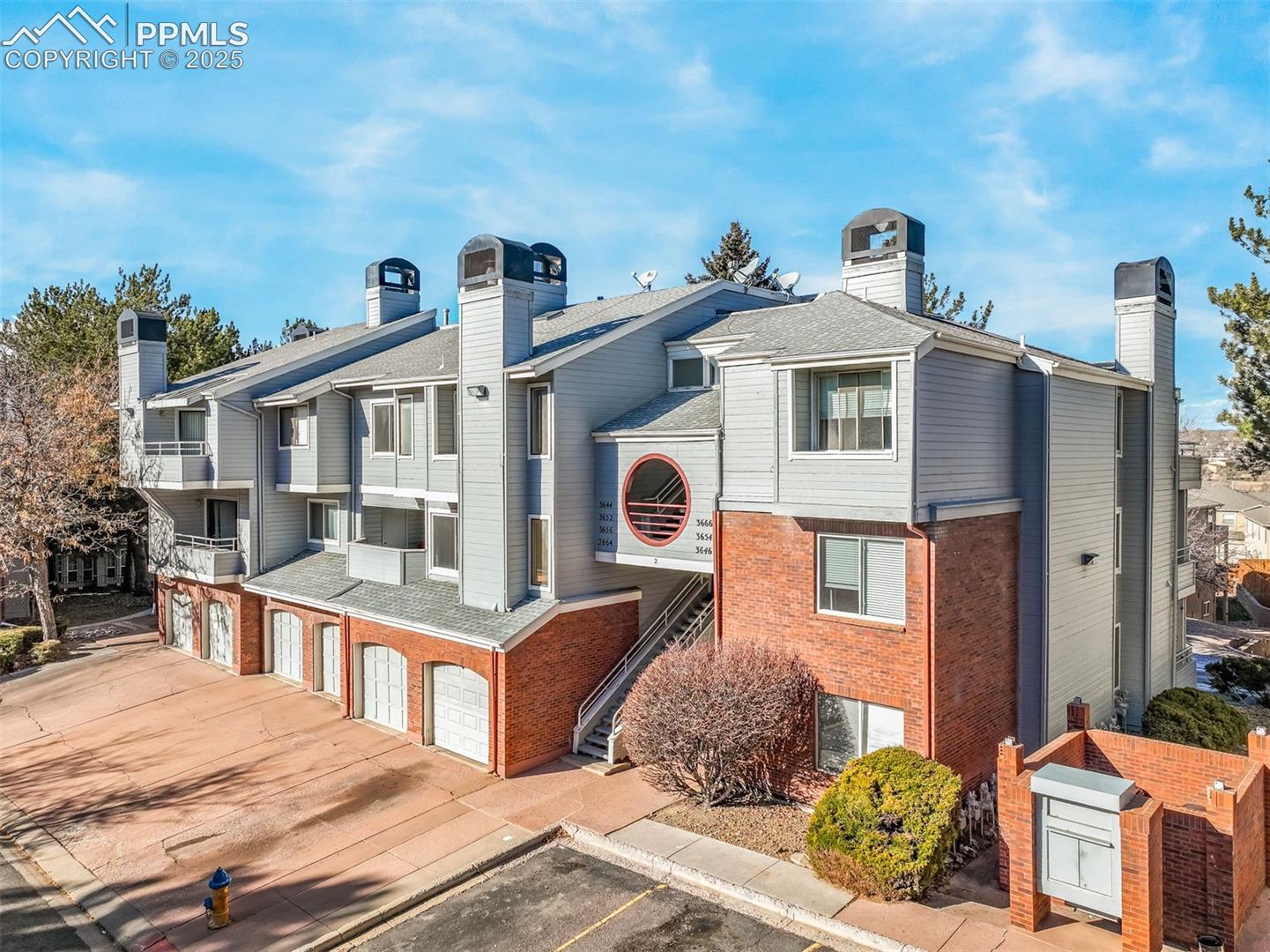 3664 Iguana Drive, photo 2