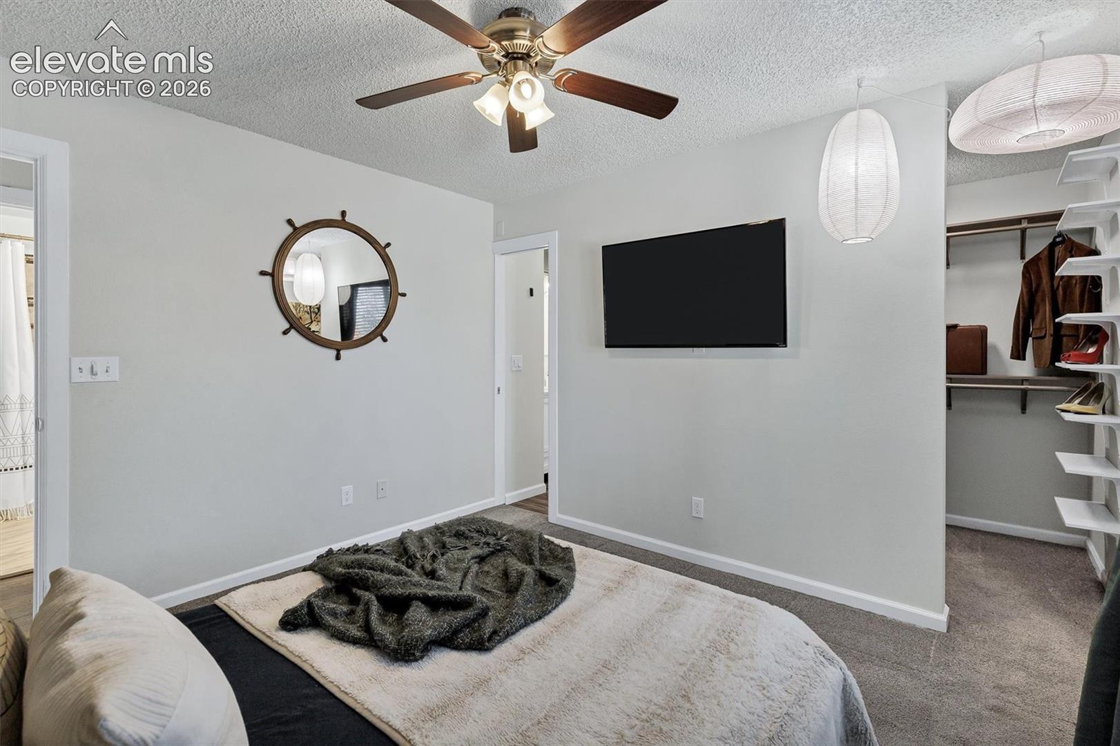 Listing photo 18 for 5168 Austerlitz Drive