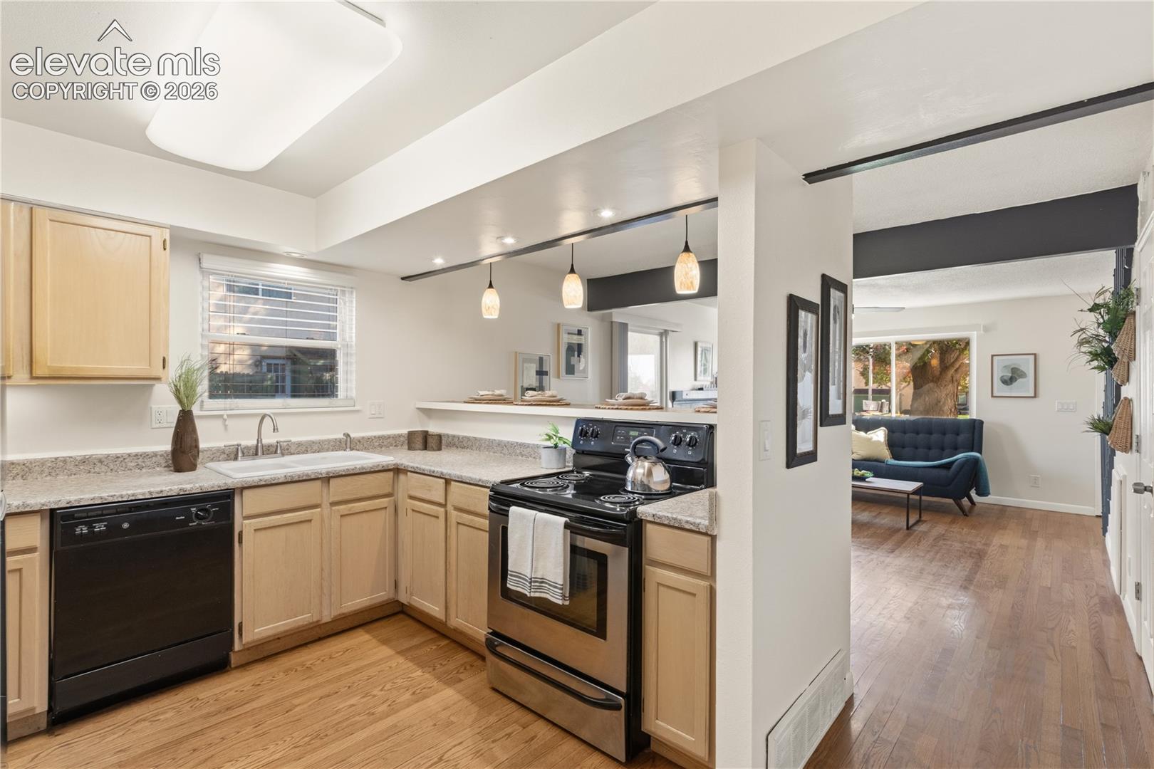Listing photo 12 for 2360 Washo Circle