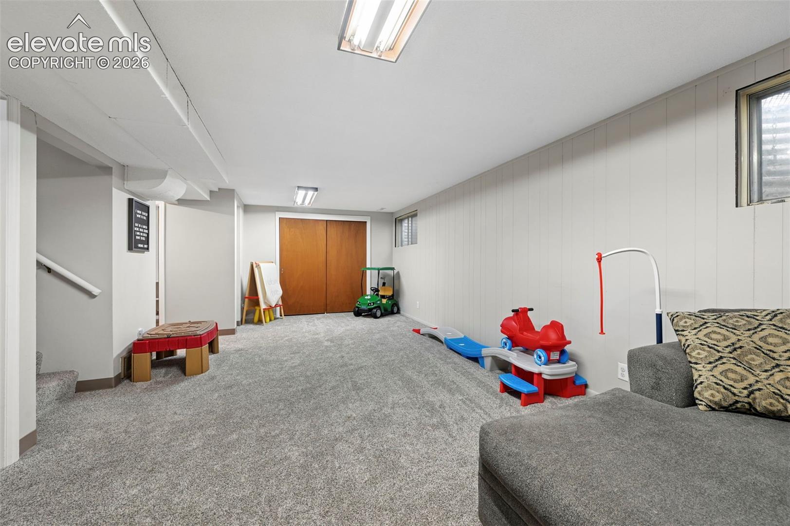 Listing photo 15 for 4615 Palmer Park Boulevard