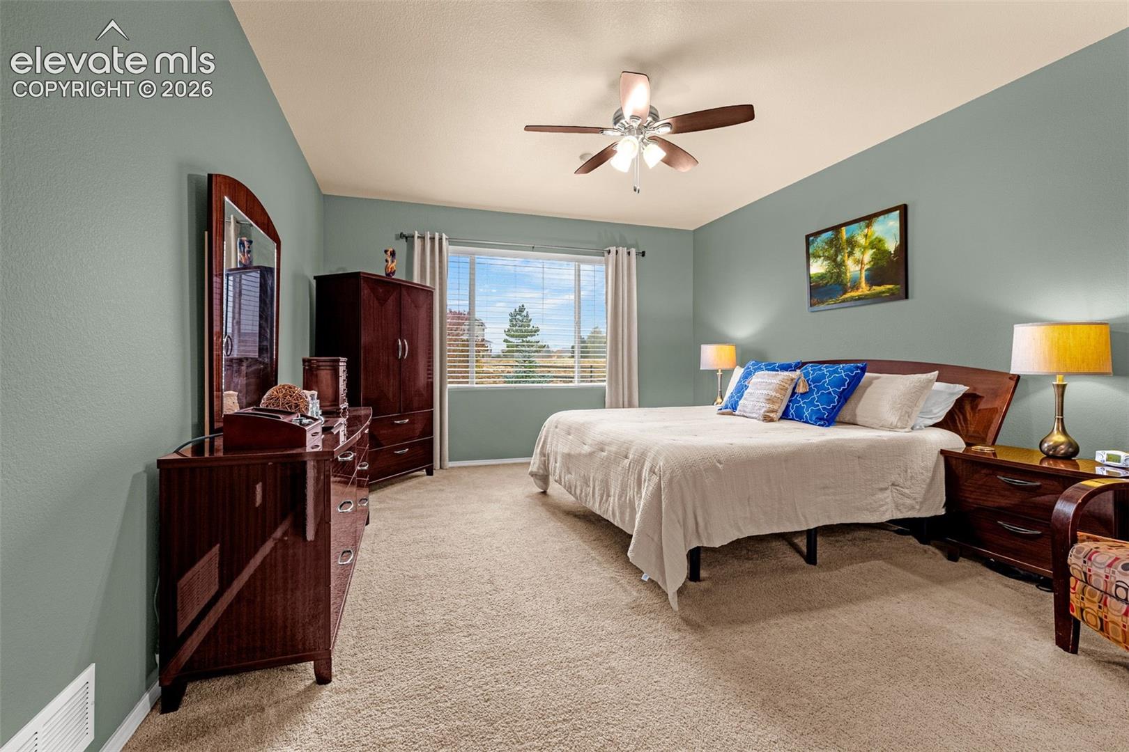 Listing photo 16 for 10638 Mt Emerald Drive