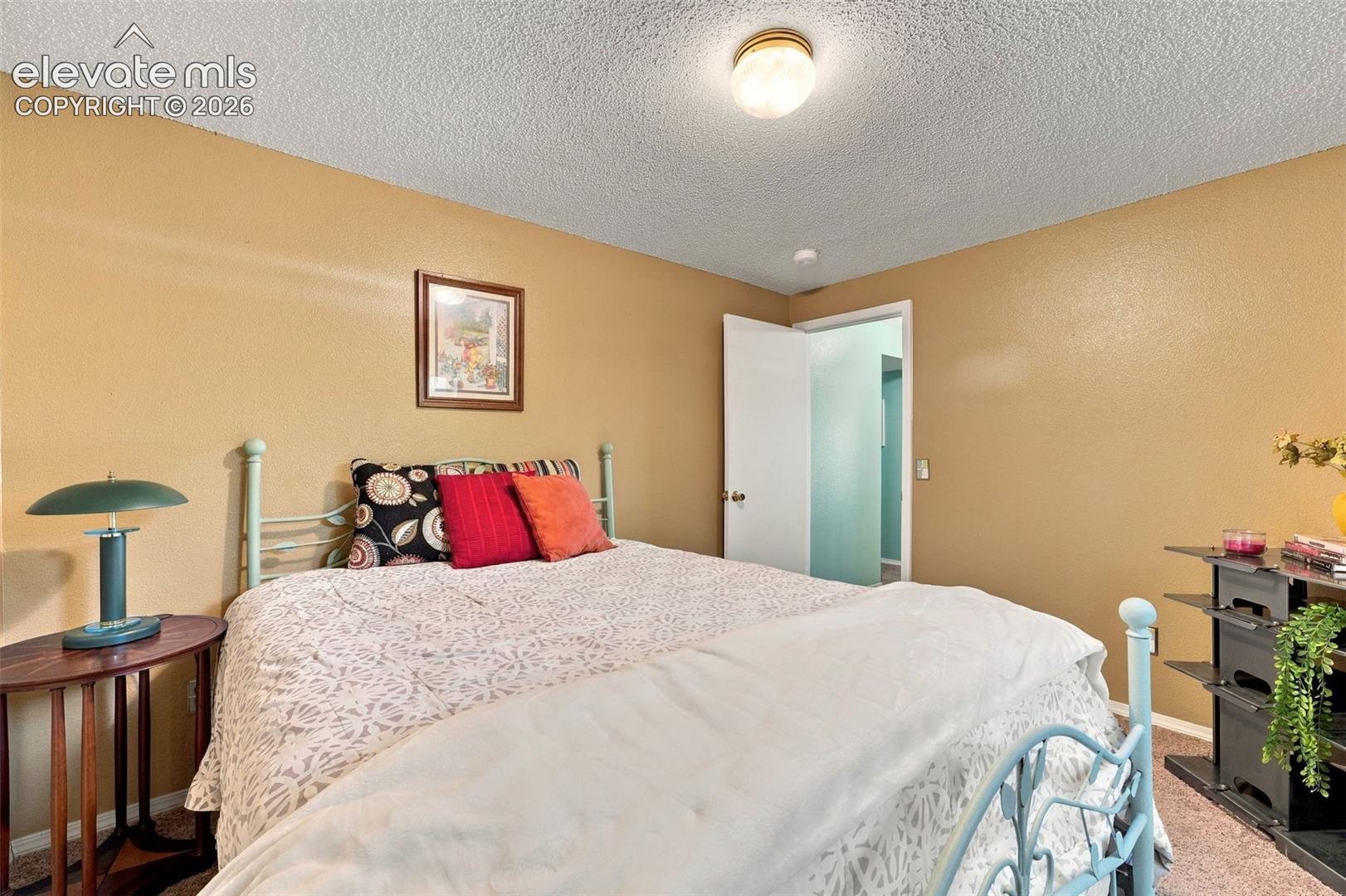 Listing photo 26 for 8140 Radcliff Drive