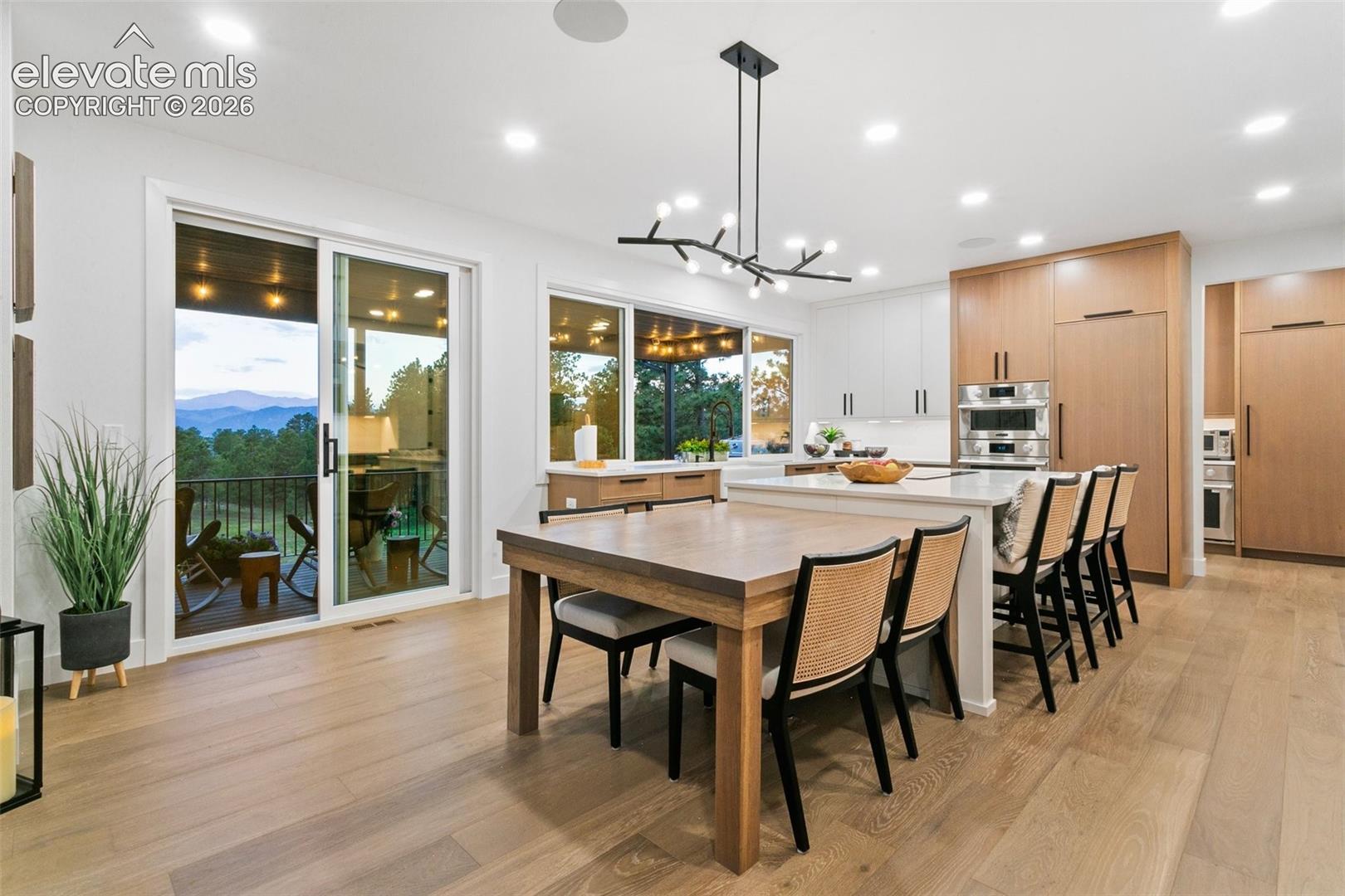 Listing photo 8 for 17270 Colonial Park Drive