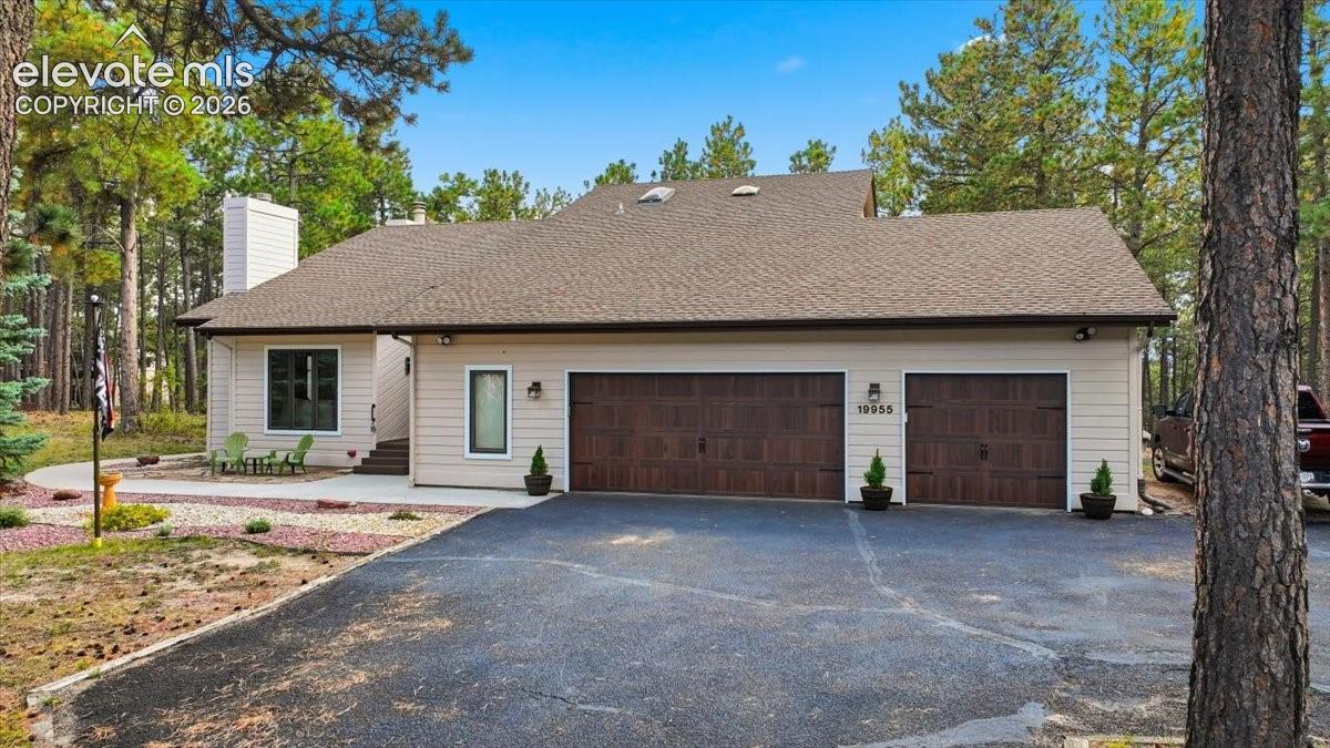 Listing photo 45 for 19955 W Top O The Moor Drive