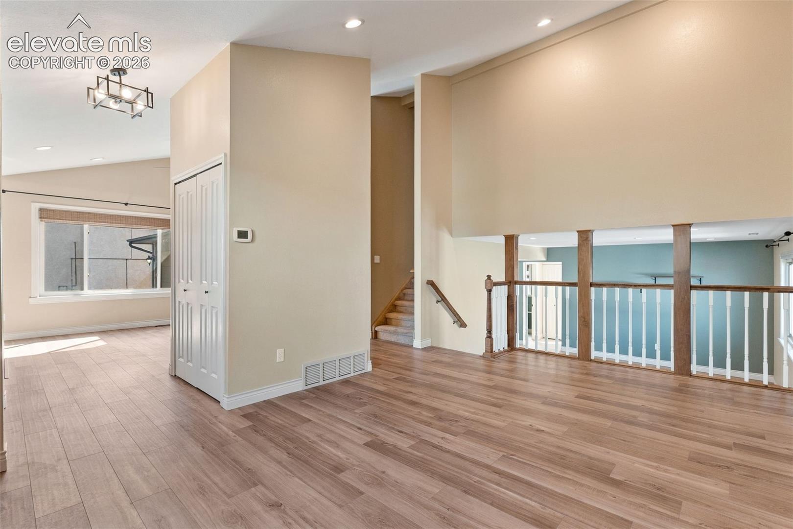 Listing photo 7 for 3071 Banjo Drive