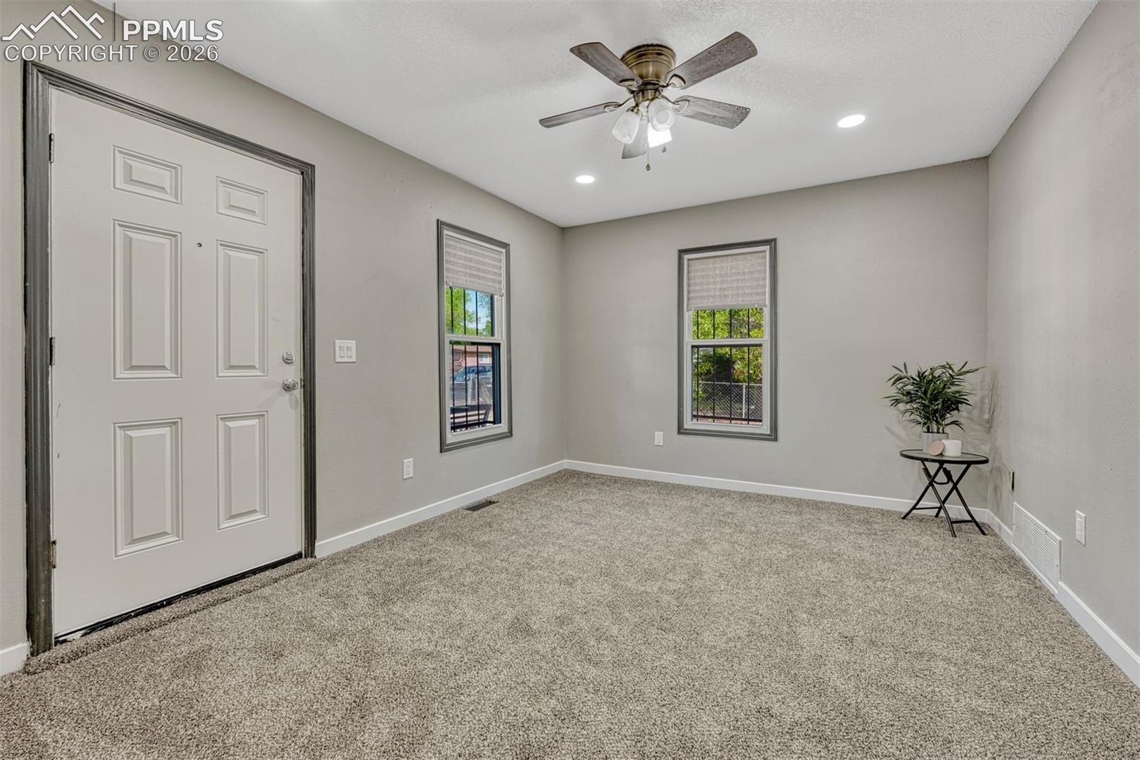 929 Arcadia Street, photo 7