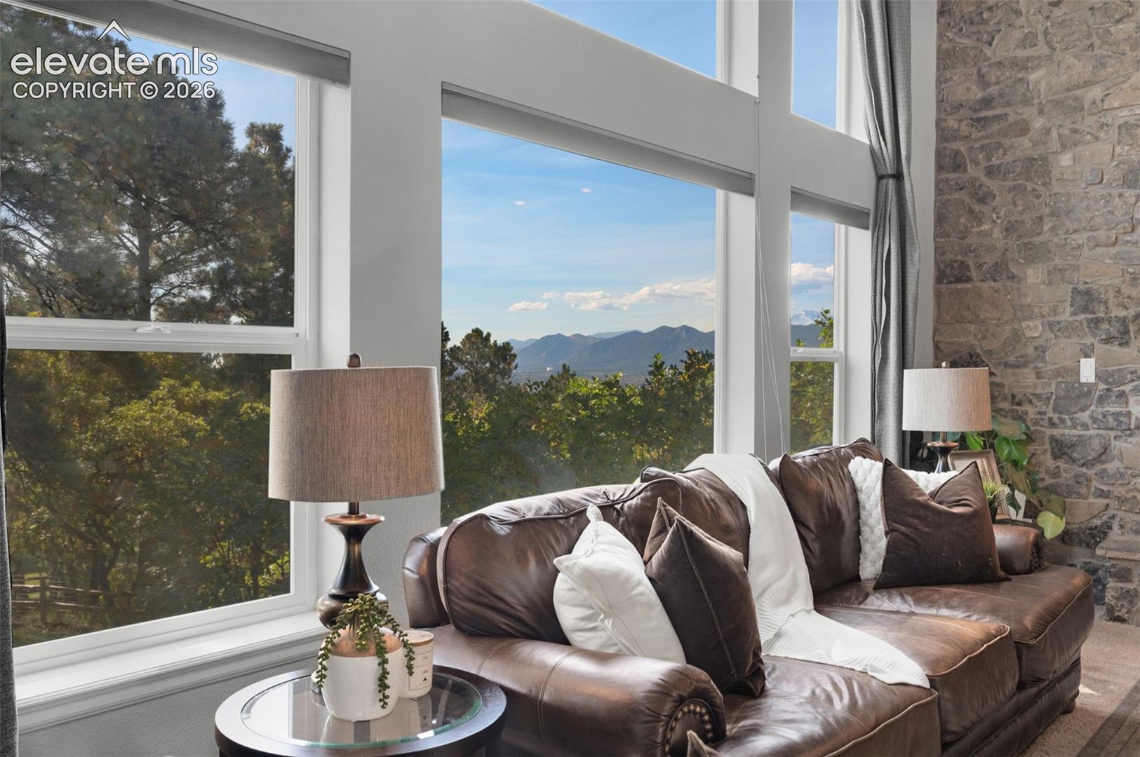 Listing photo 10 for 1605 Capadaro Court