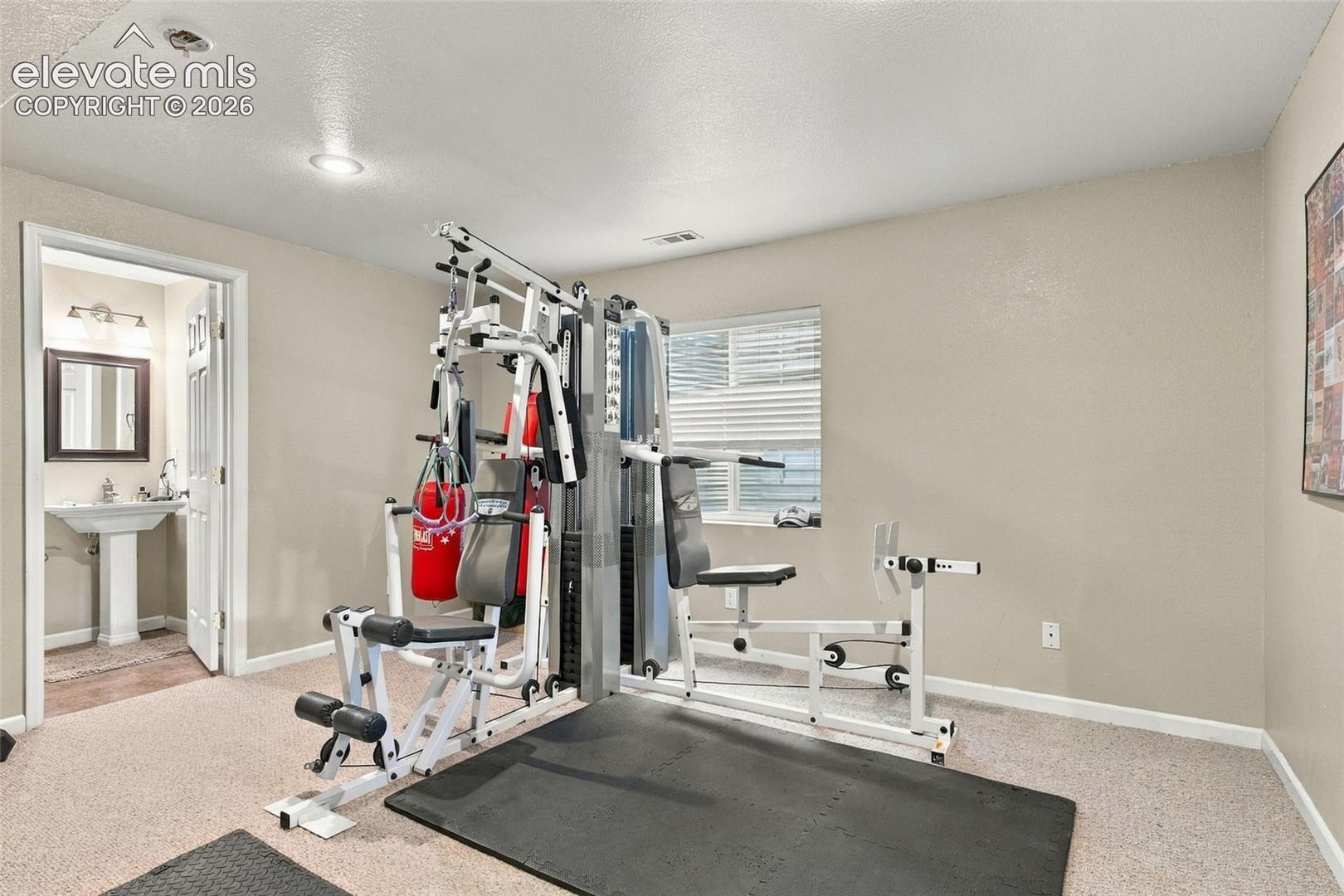 Listing photo 24 for 8451 Shadow Run Lane