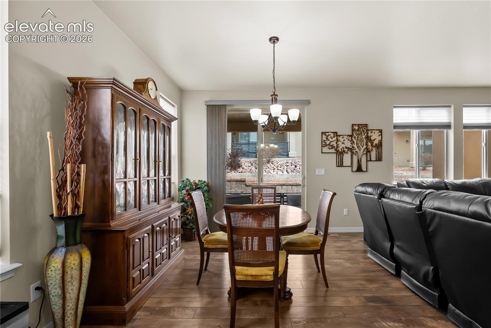 Listing photo 12 for 3336 Redcoat Lane