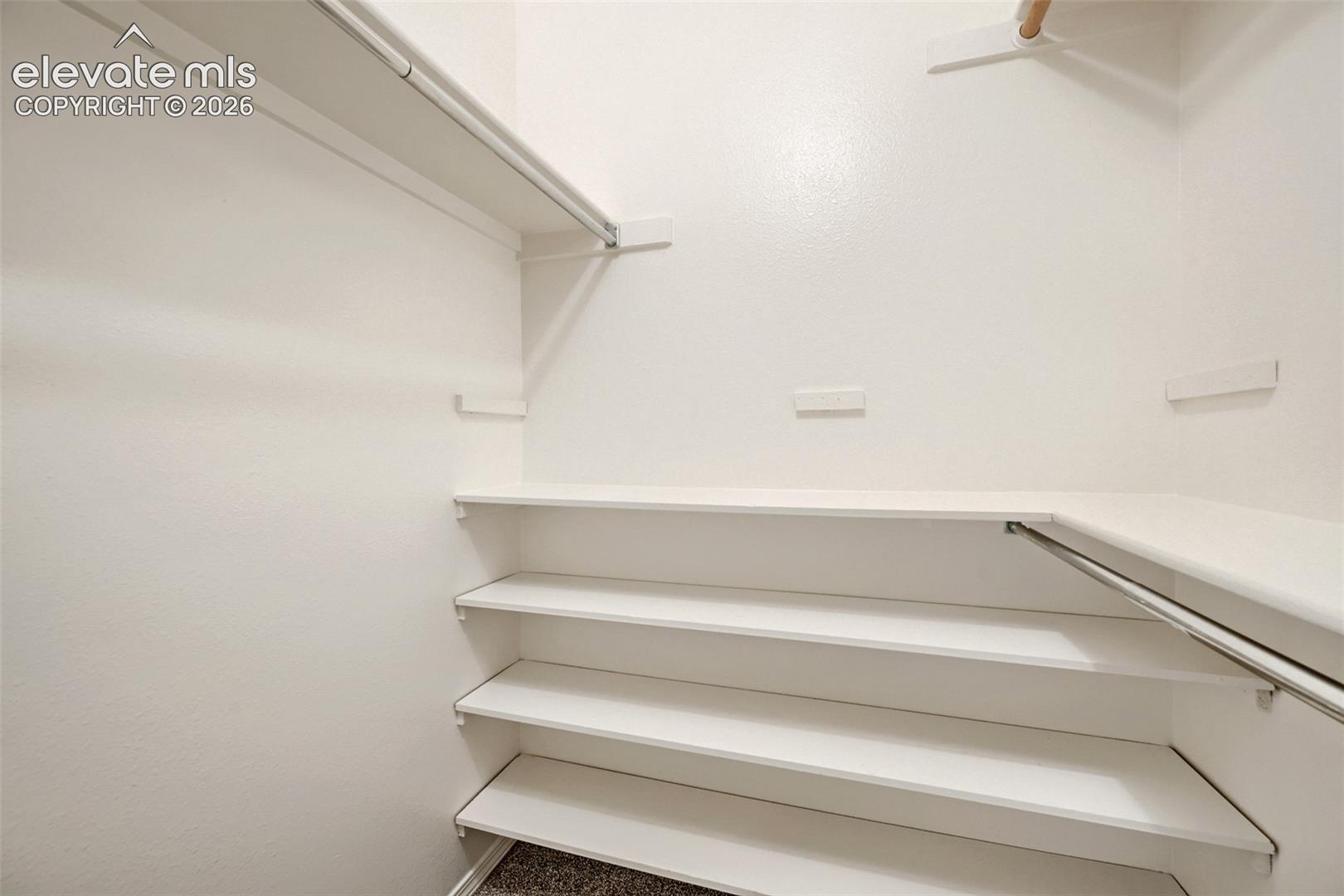 Listing photo 19 for 4128 Charleston Drive