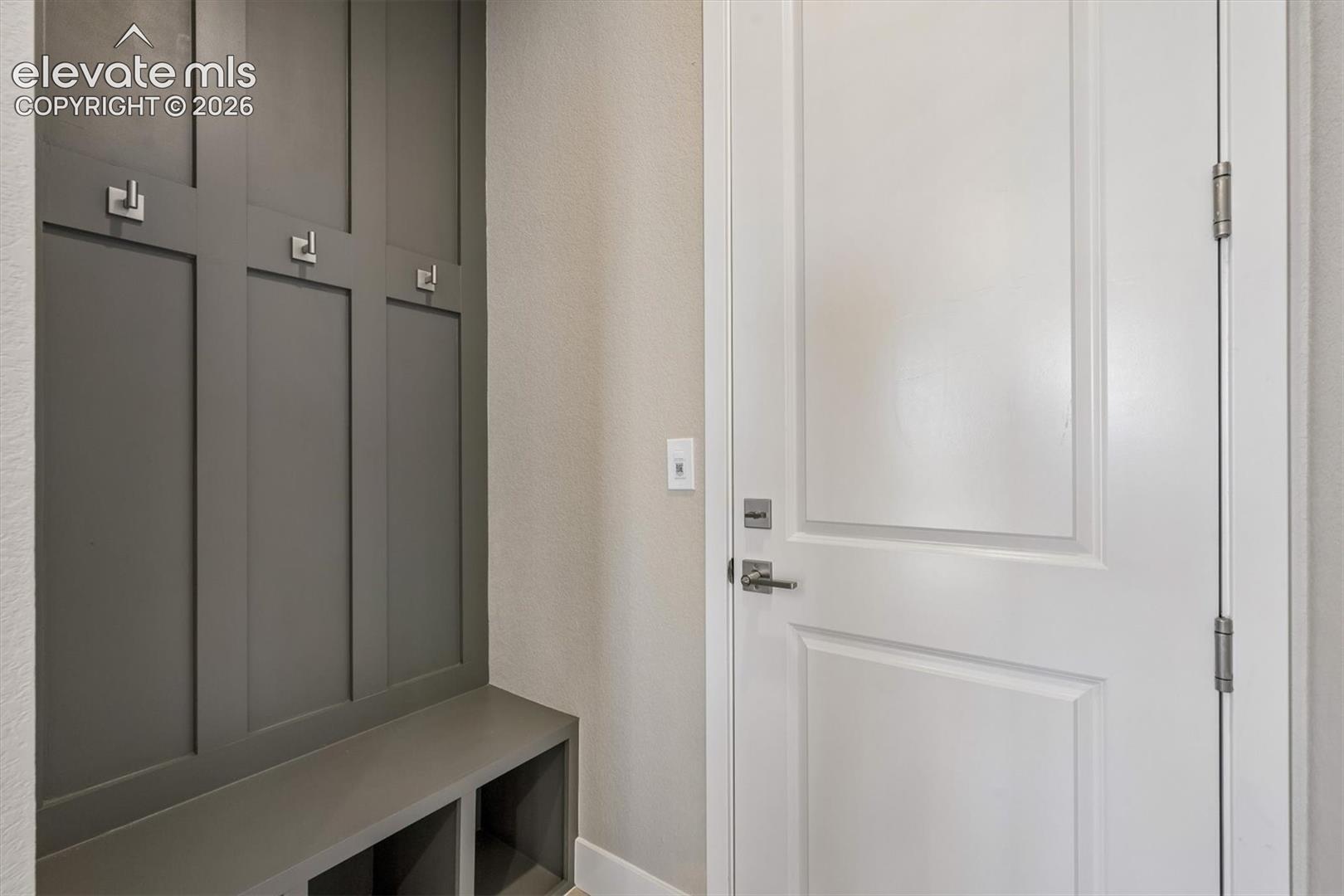 Listing photo 13 for 7907 Grey Bark Way